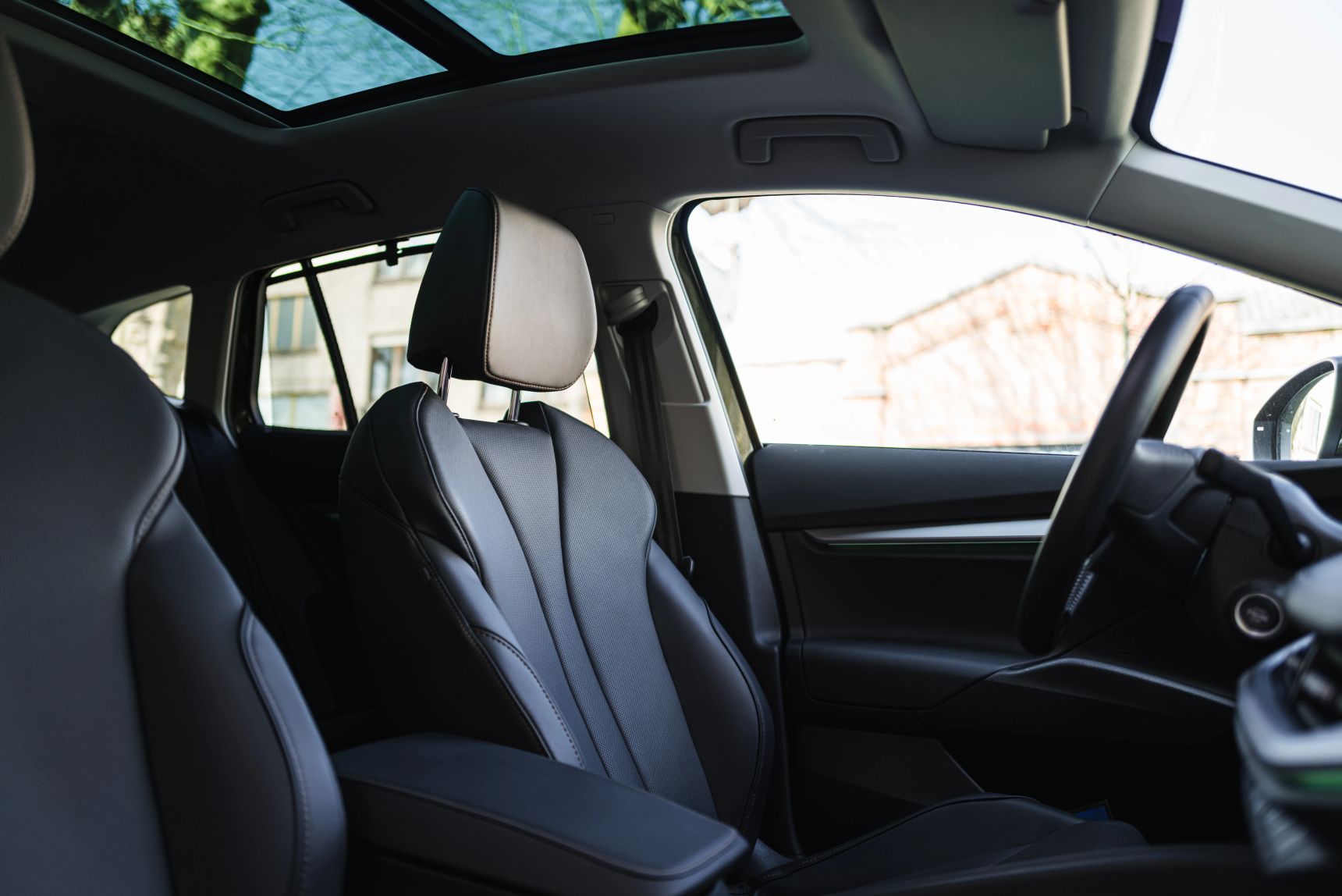 Skoda_Enyaq_85_Corporate_Olibo_Green_AutoNext_Interior_Wallpaper_HD