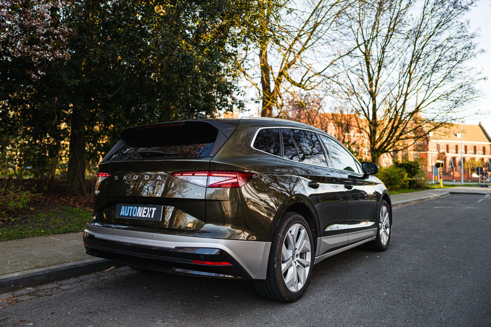 Skoda_Enyaq_85_Corporate_Olibo_Green_AutoNext_Exterior_Wallpaper_HD