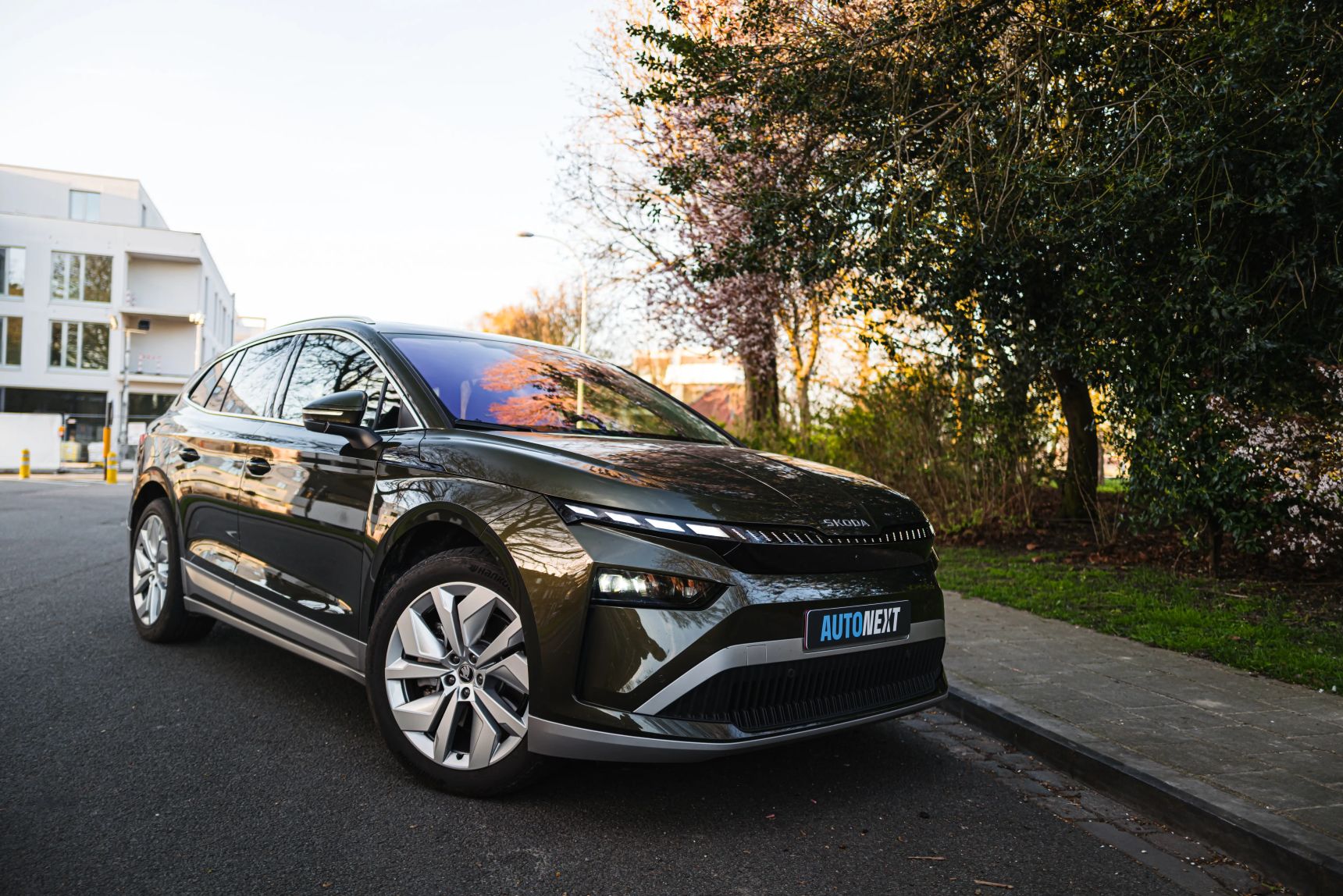 Skoda_Enyaq_85_Corporate_Olibo_Green_AutoNext_Exterior_Wallpaper_HD