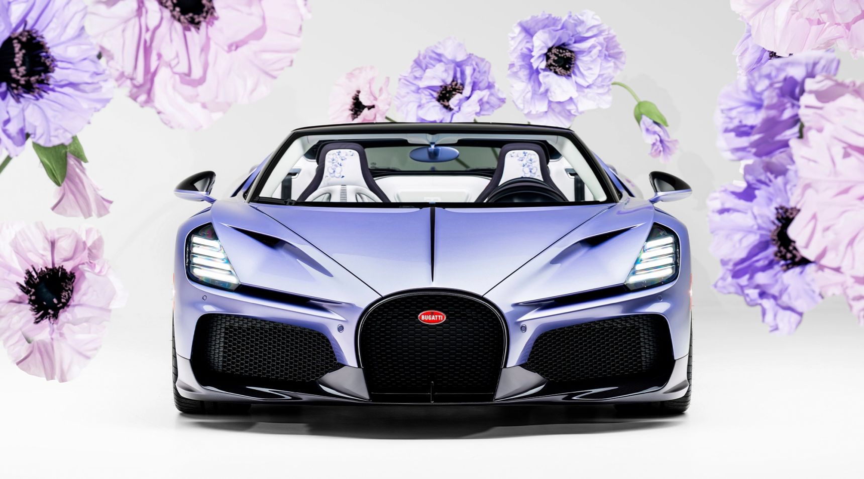 Bugatti_W16_Mistral_Caroline_-_a_hypercar_inspired_by_flowers_family_and_the_end_of_an_era