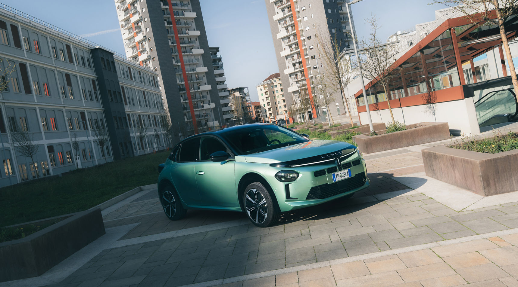 Lancia_brings_back_the_manual_and_quietly_makes_one_of_the_smartest_moves_of_2026