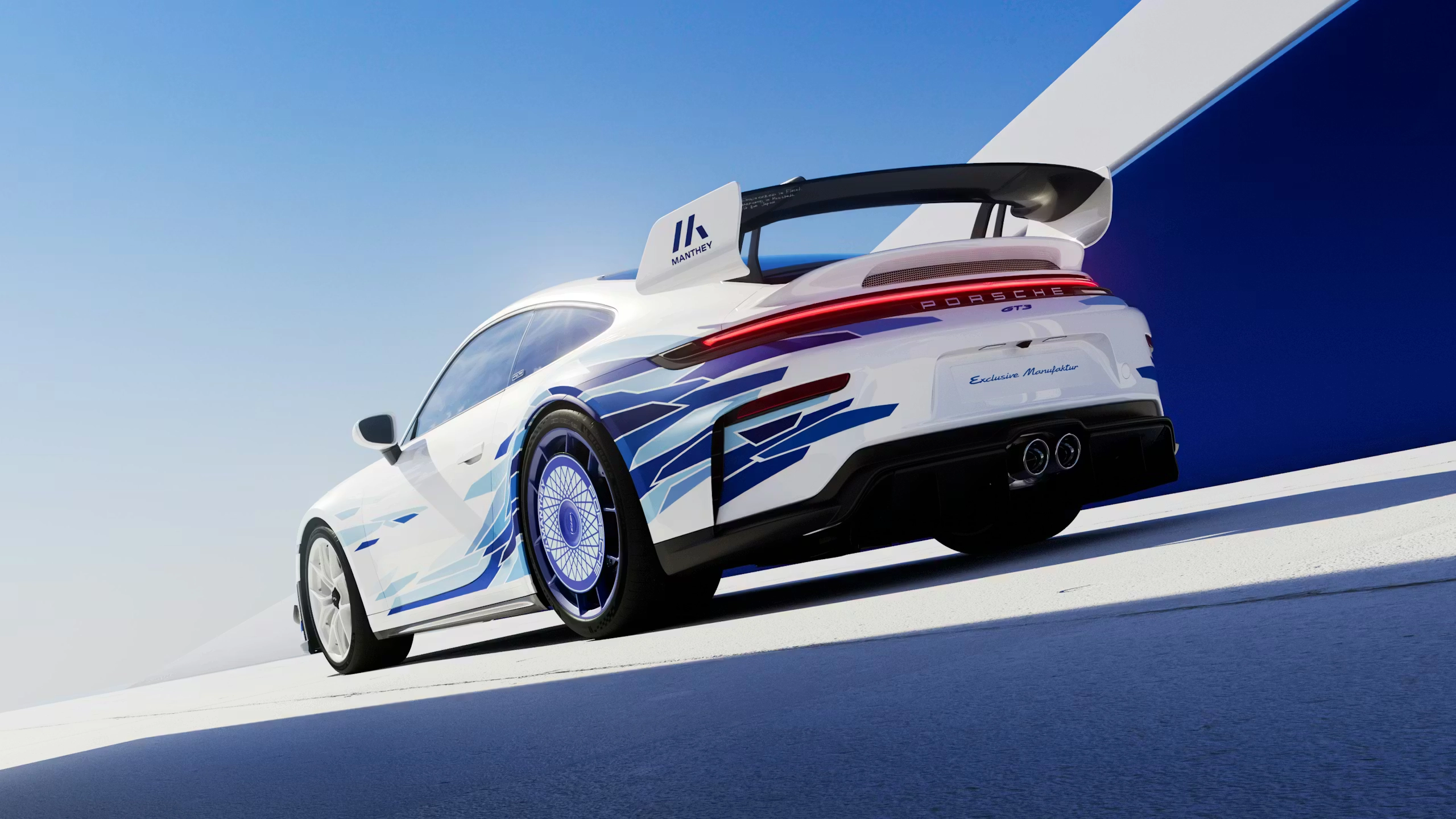 Porsche 911 GT3 Artisan Edition: Japan-exclusive design meets