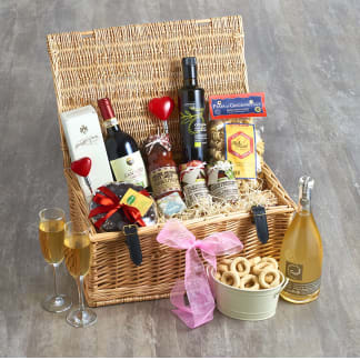 'Mr & Mrs' Deluxe Wedding Hamper