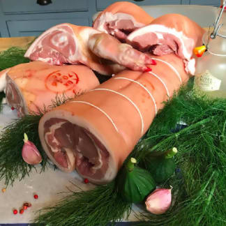 Middle White Whole Suckling Pig - Oven Ready