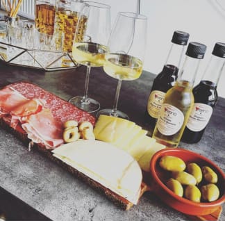 Veeno Wine Tasting Experience in a Box - For Two