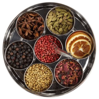 Gin Botanicals Tin with 7 Botanicals