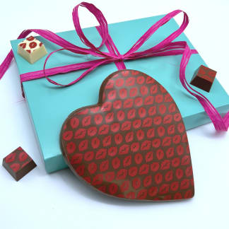 Large Solid Milk Chocolate Heart Kiss Gift