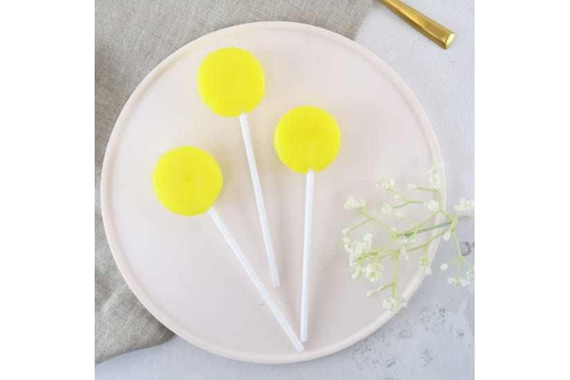 Alcoholic Limoncello Lollipops