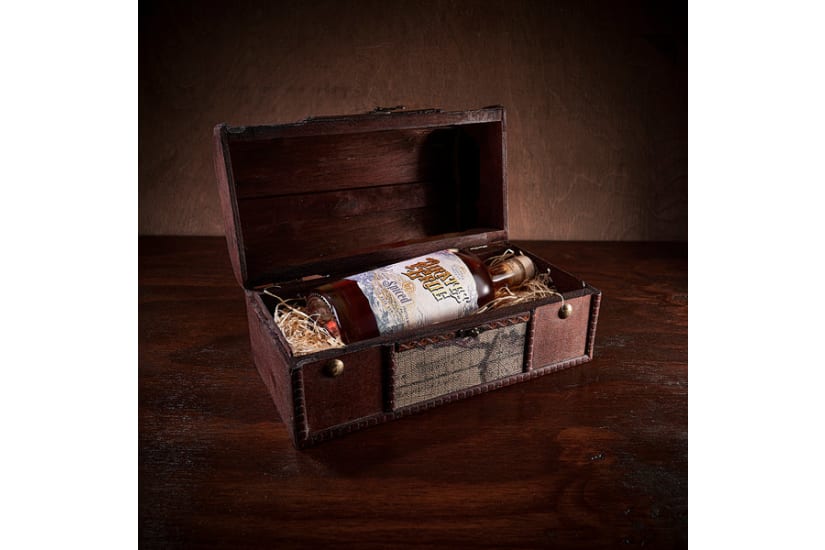 Pirate's Grog Spiced Rum Gift Chest