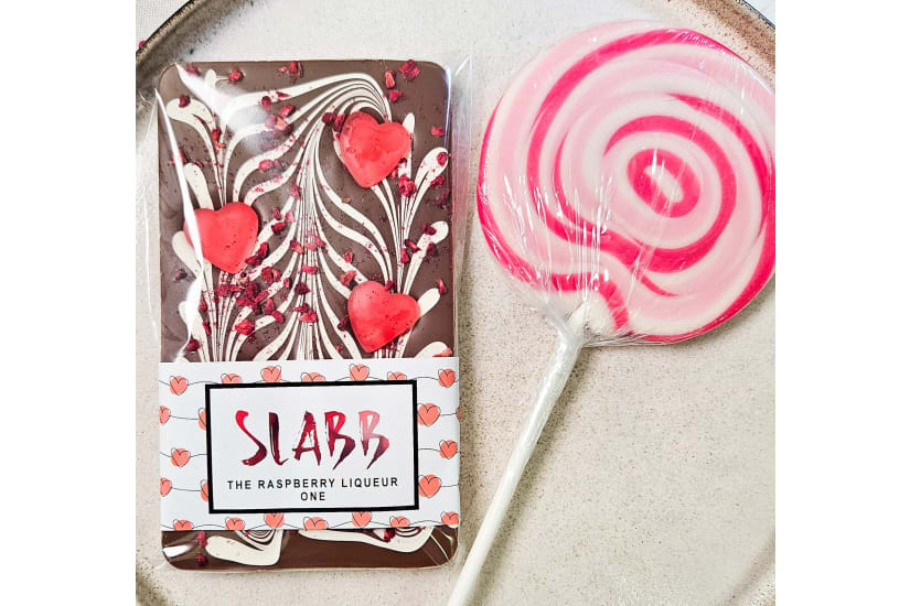 Boozy Raspberry Lollipop & Chocolate Set