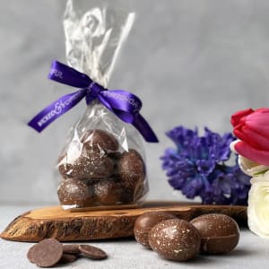 Vegan Milk Chocolate & Toasted Pecan Nuts Mini Eggs