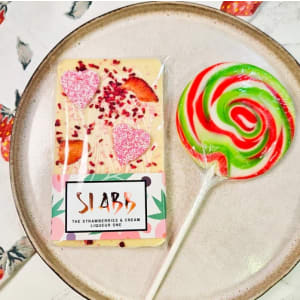 Boozy Strawberry Lollipop & Chocolate Set