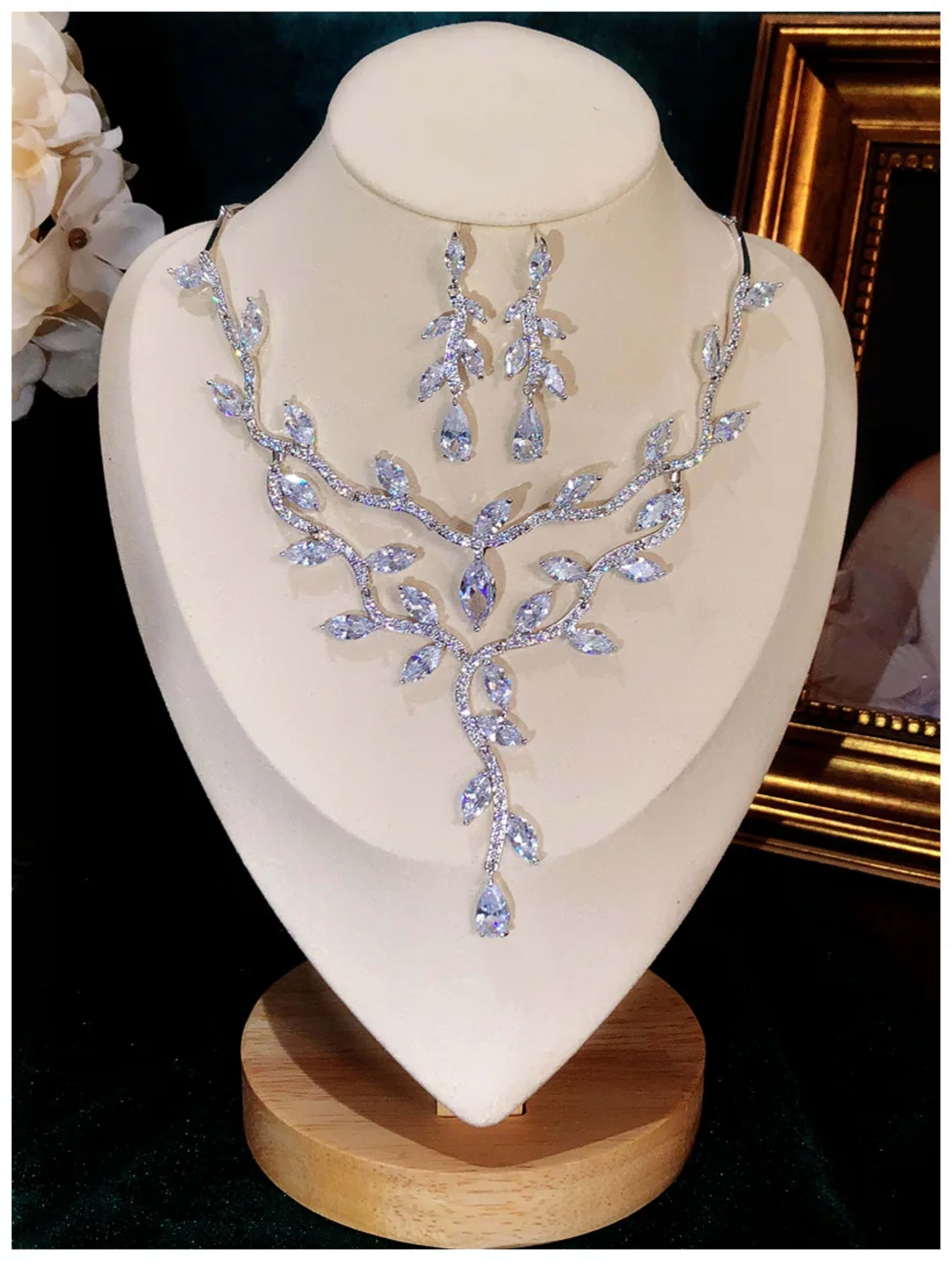 Fine Jewelry Sets For Women S925 Sterling Necklace Top Quality Floral Design Earrings Shinning Party Wedding Accessories 1