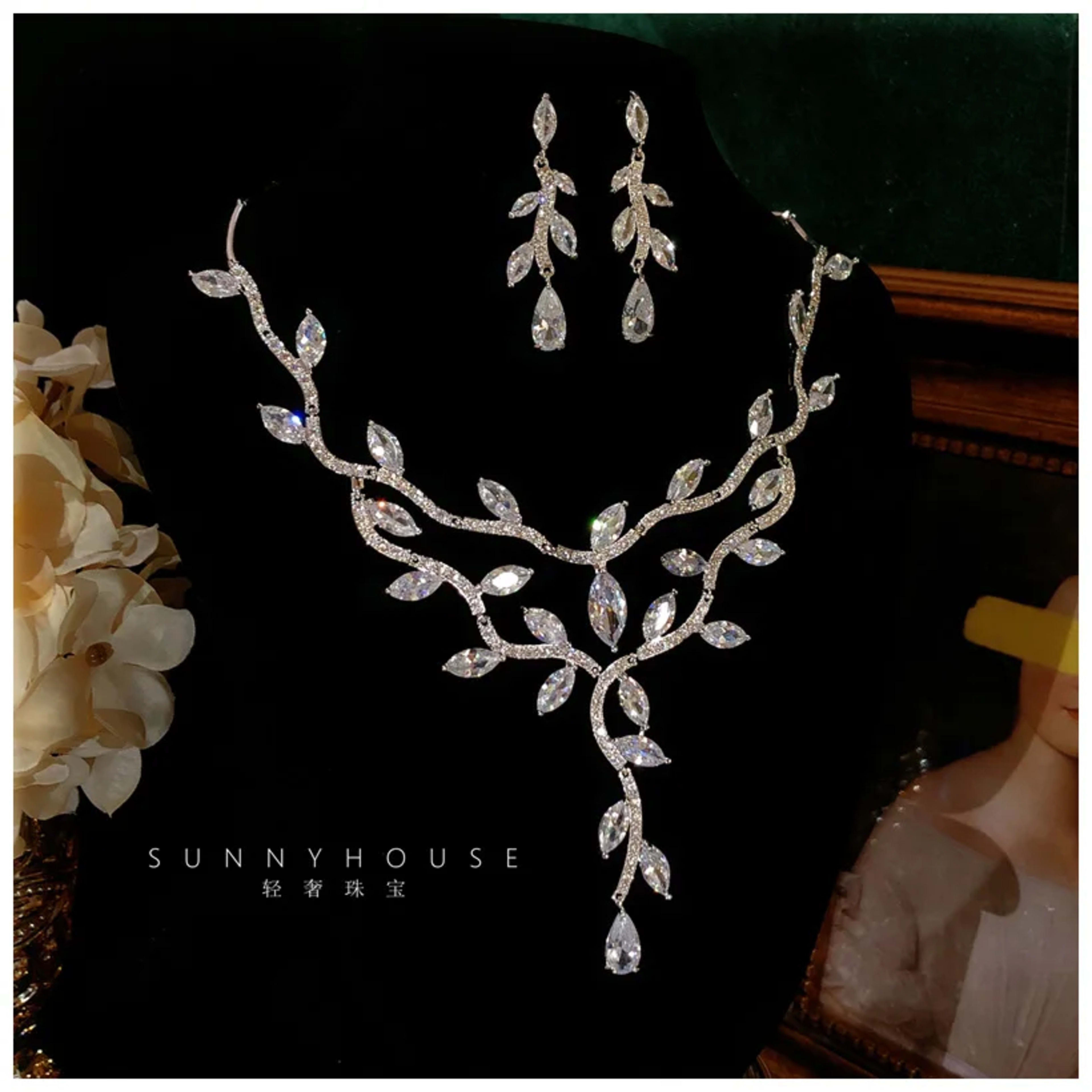 Fine Jewelry Sets For Women S925 Sterling Necklace Top Quality Floral Design Earrings Shinning Party Wedding Accessories 3