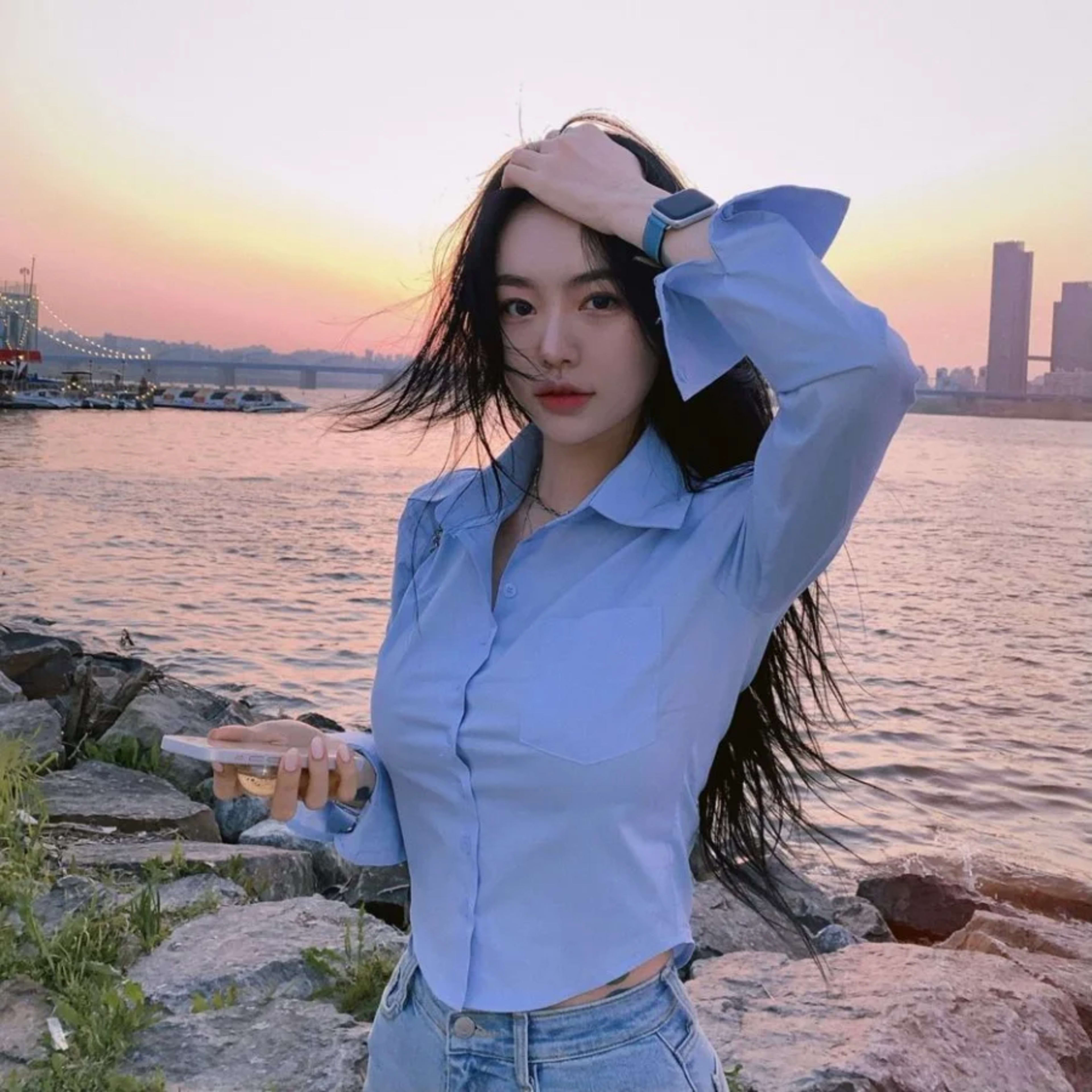 Blouse Woman New Collection 2025 Silk Korean Style Black Sexy Blue Satin Shirt for Women White Crop Top Long Sleeve Chif 1