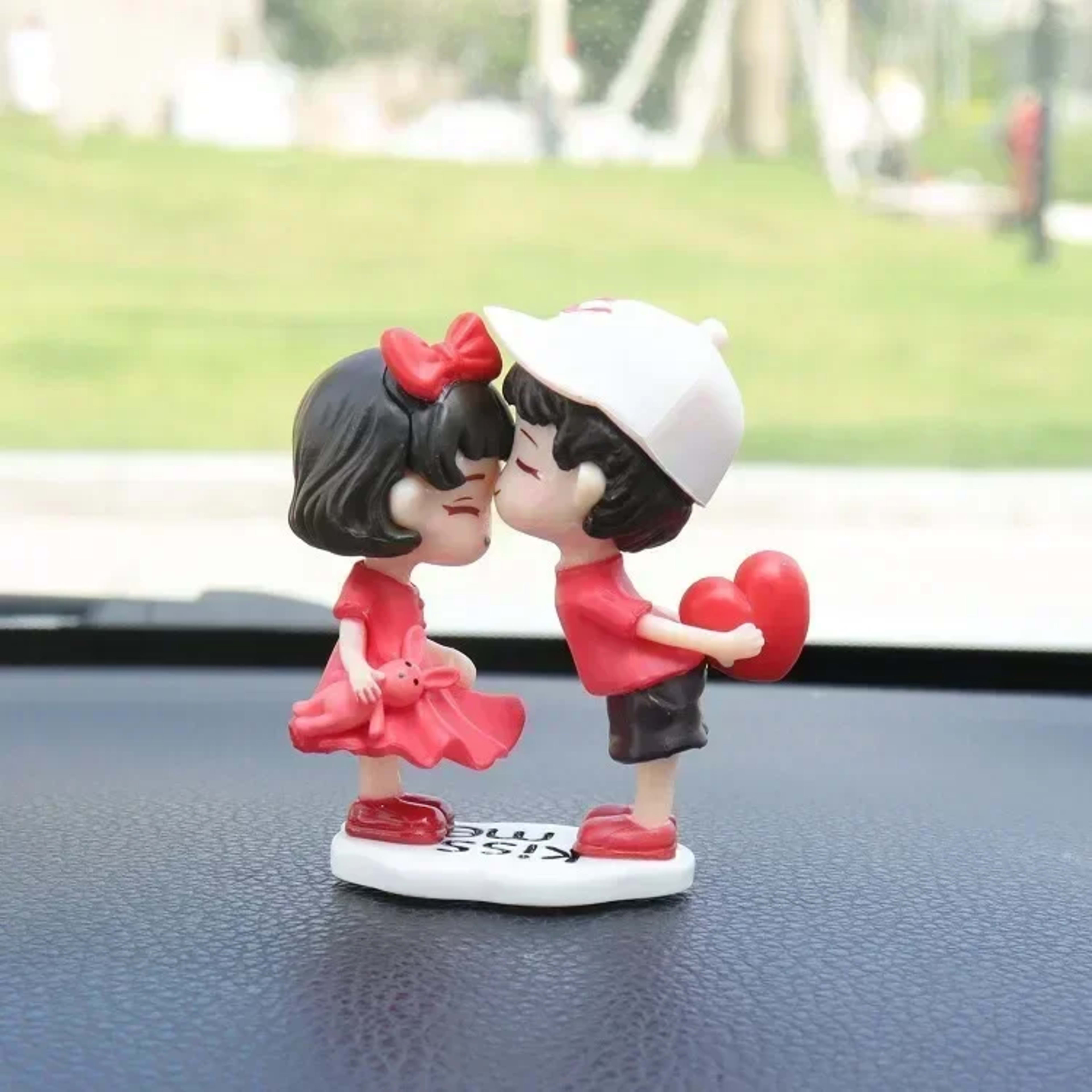 Car Accessories Interior Woman Ornament Cute Creative Desktop Couple Valentine's Day Present Car Center Console Decorati 4