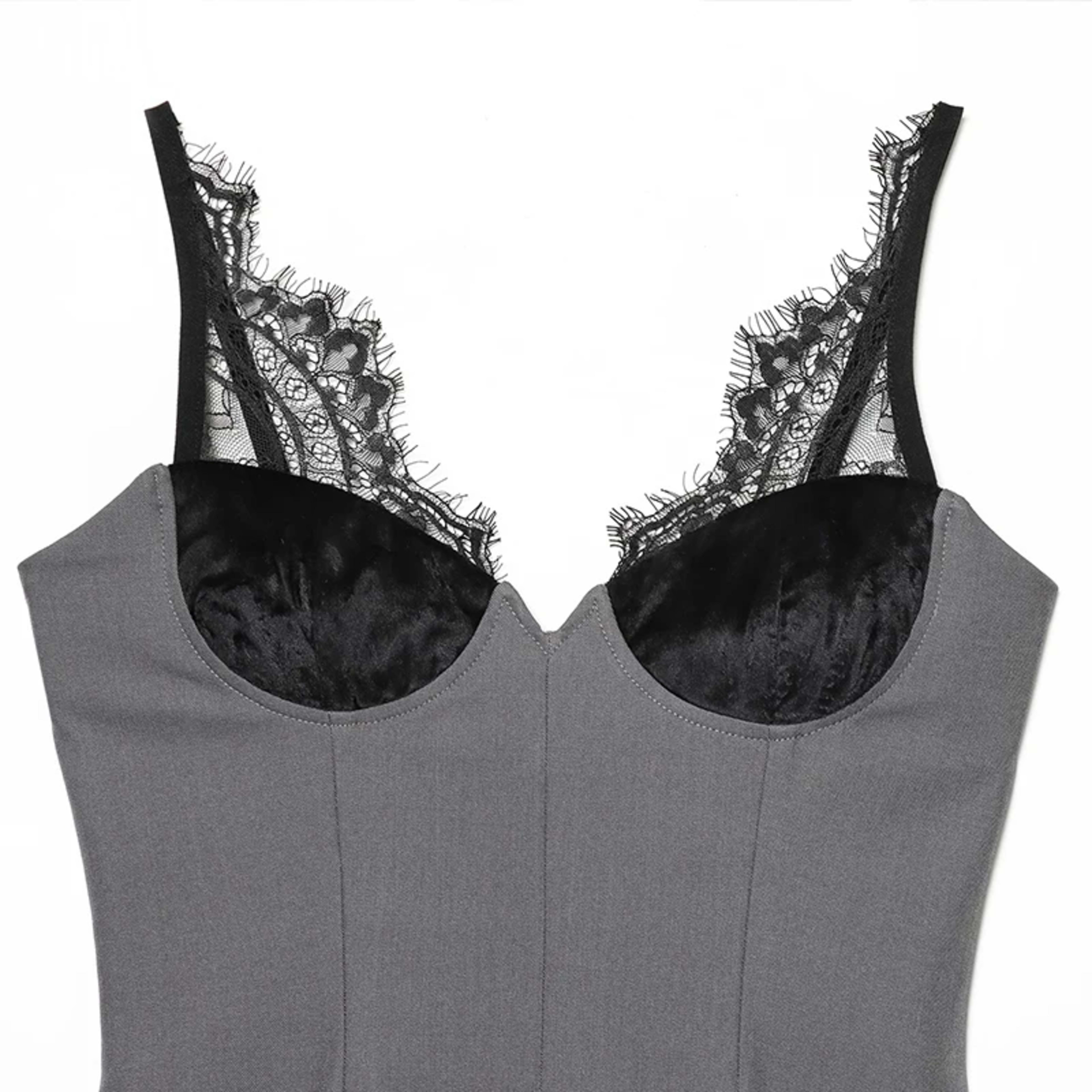 Women's Dress 2025 New Fashion Sexy Lace Deep V-Neck Slip Dress for Women Ersonality Unique Chic Women Slim Dress 5