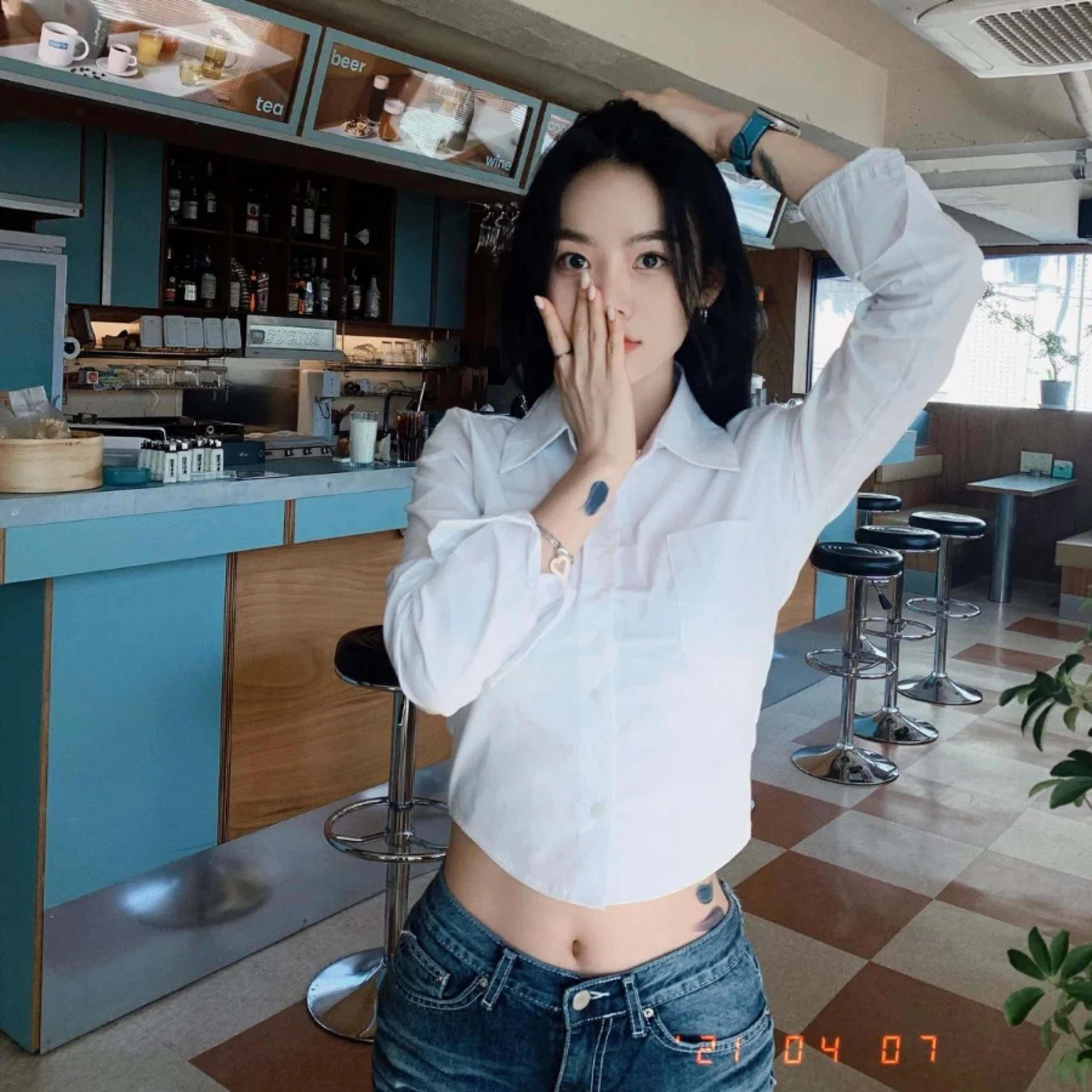Blouse Woman New Collection 2025 Silk Korean Style Black Sexy Blue Satin Shirt for Women White Crop Top Long Sleeve Chif 2