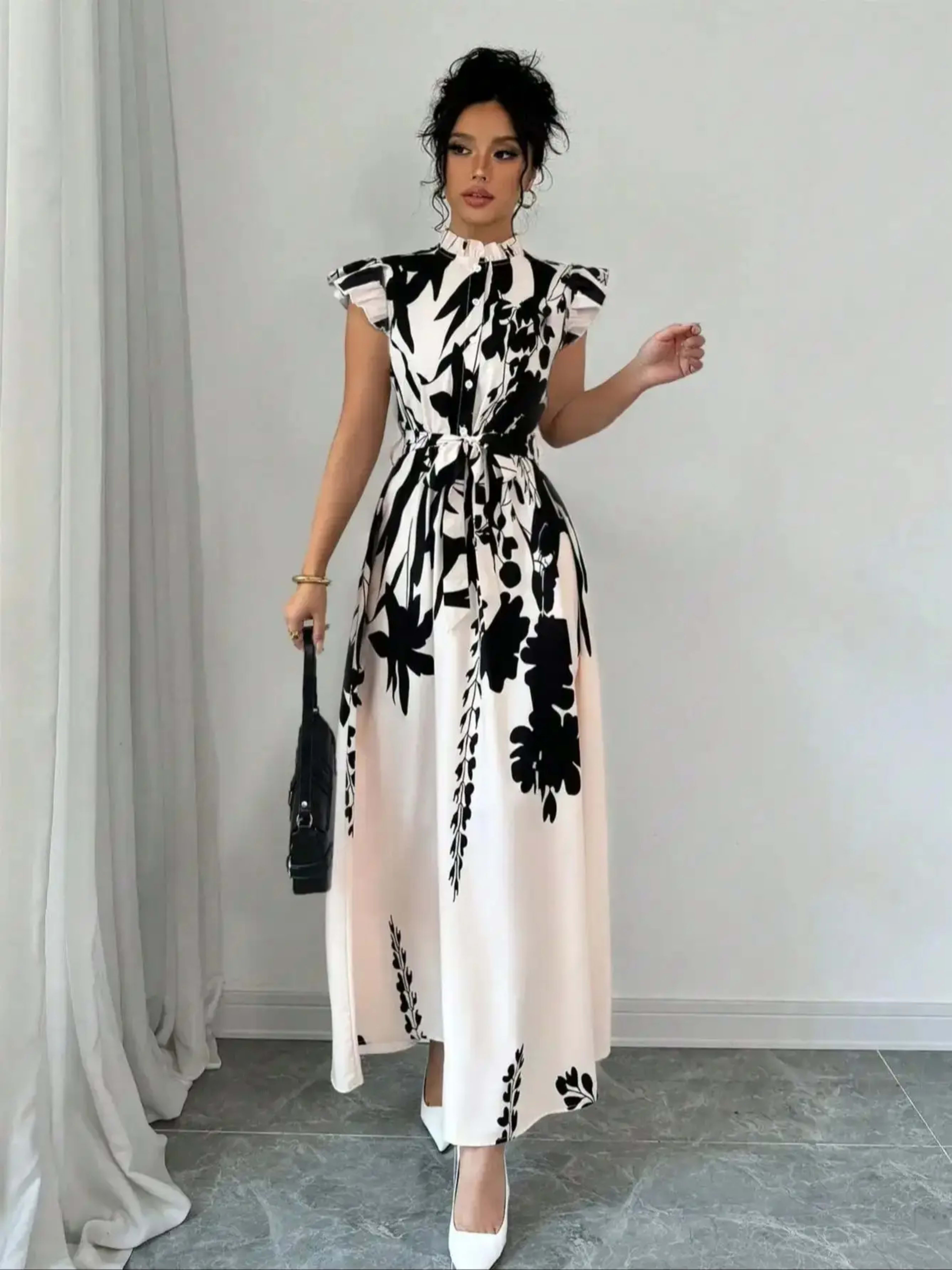 Women's elegant black and white dress, suitable for work, dates and vacations
