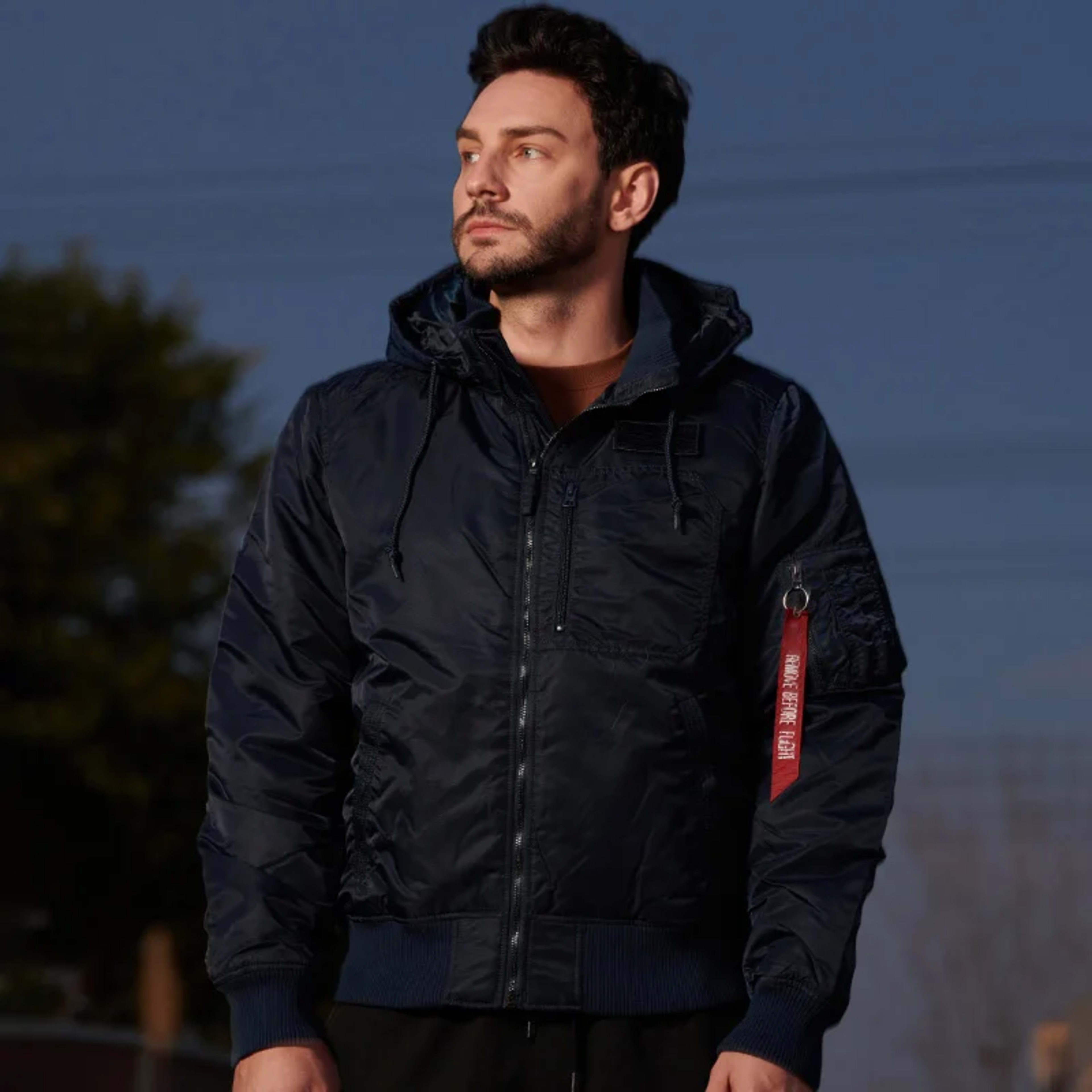 Men's winter jacket is very stylish waterproof and windproof, thickened with padded 5