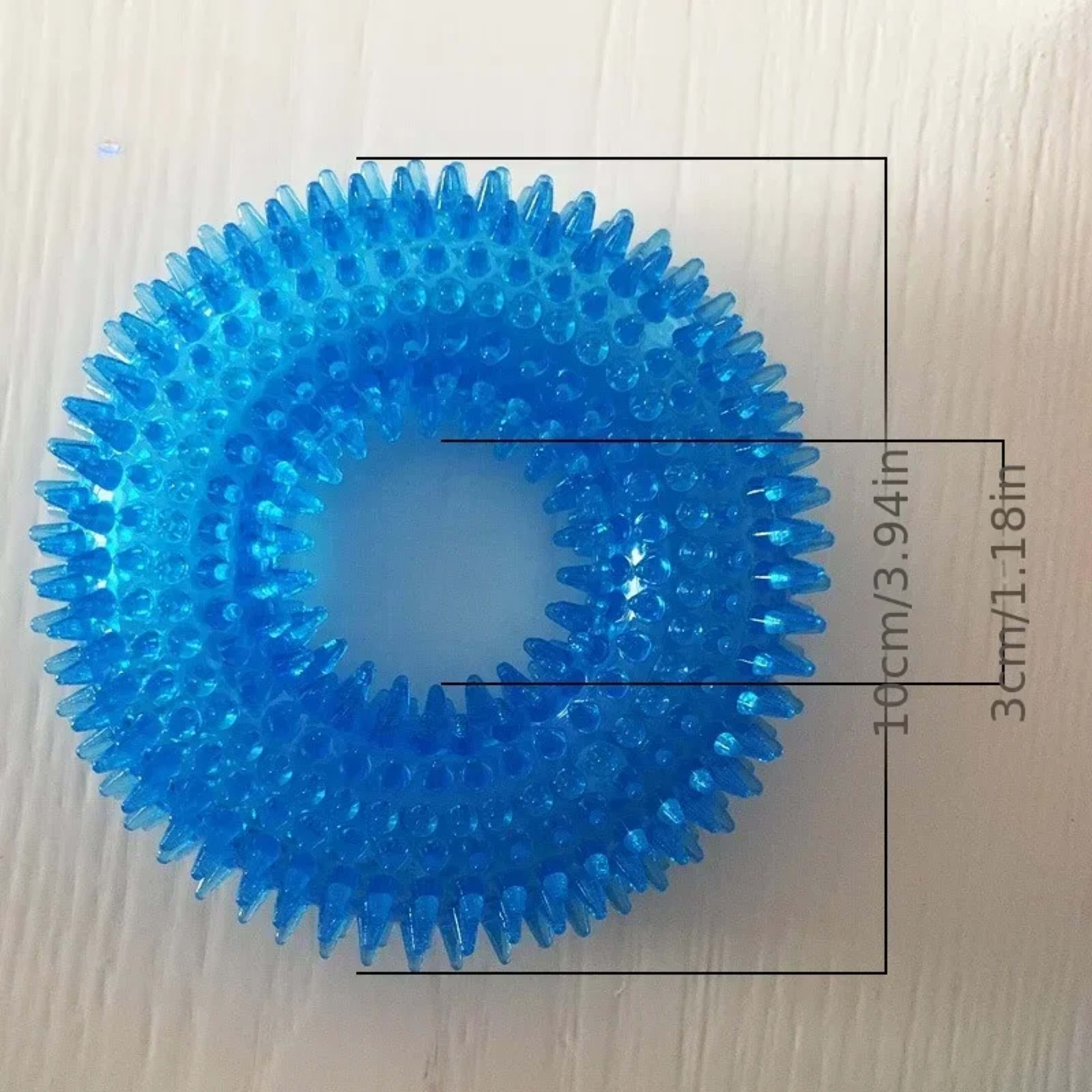Dog toy sound balls are suitable for pets to resist biting, squeezing, chewing, gripping, and grinding their teeth 3