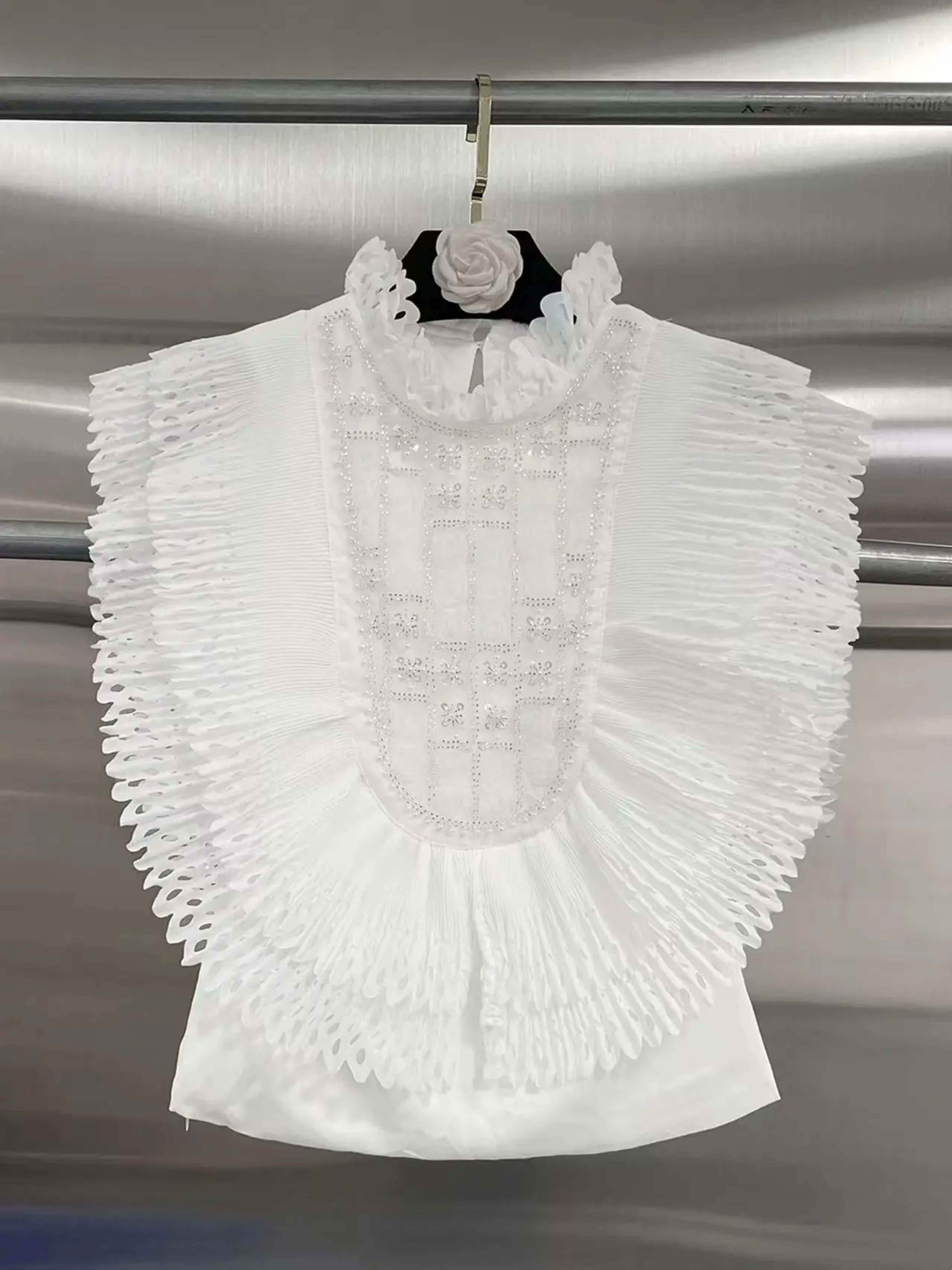 Top Blouse Women Sleeveless Ruffled Pleating Patchwork Stand Collar Blouses Beading Female Tops Summer Shirt Office Lady
