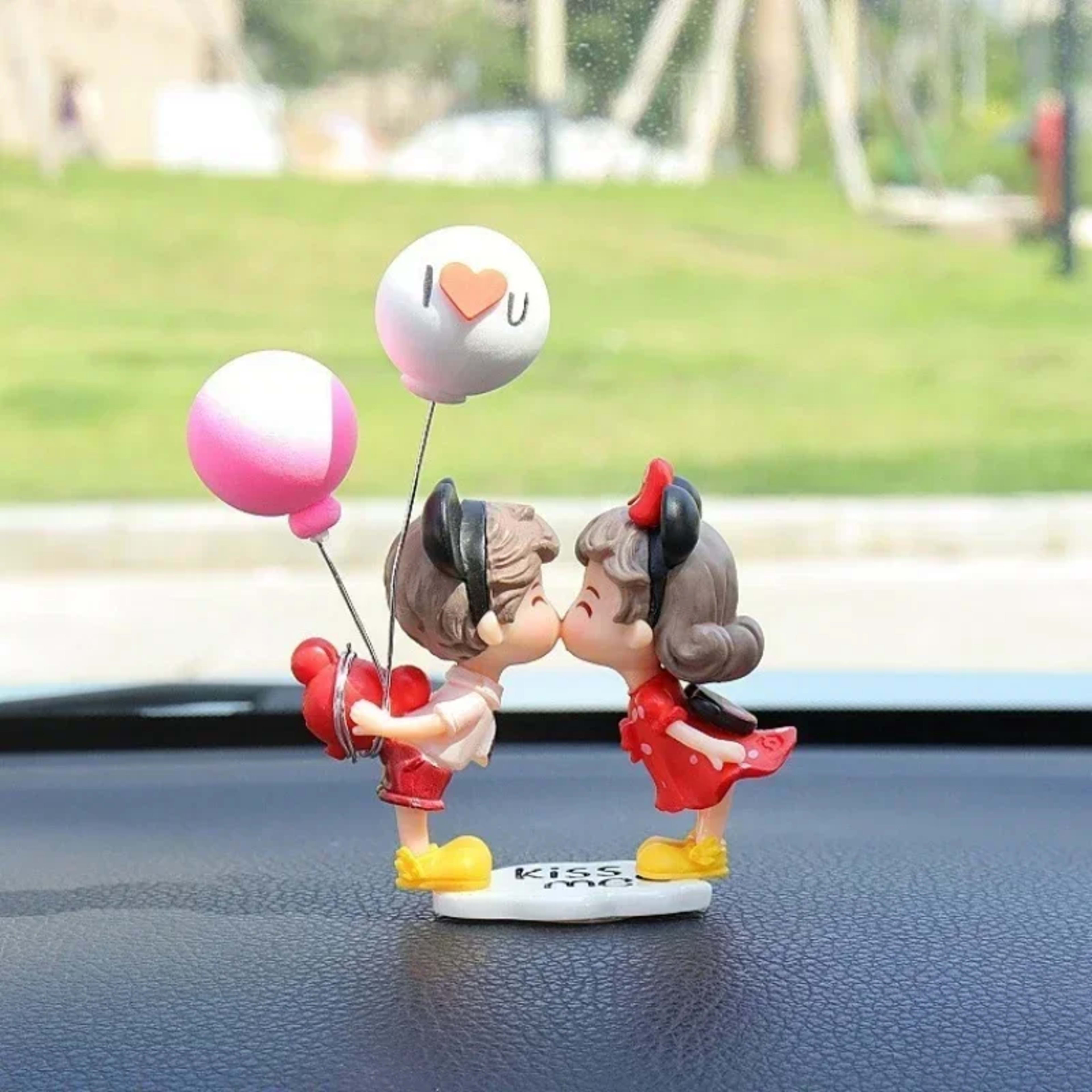 Car Accessories Interior Woman Ornament Cute Creative Desktop Couple Valentine's Day Present Car Center Console Decorati 5