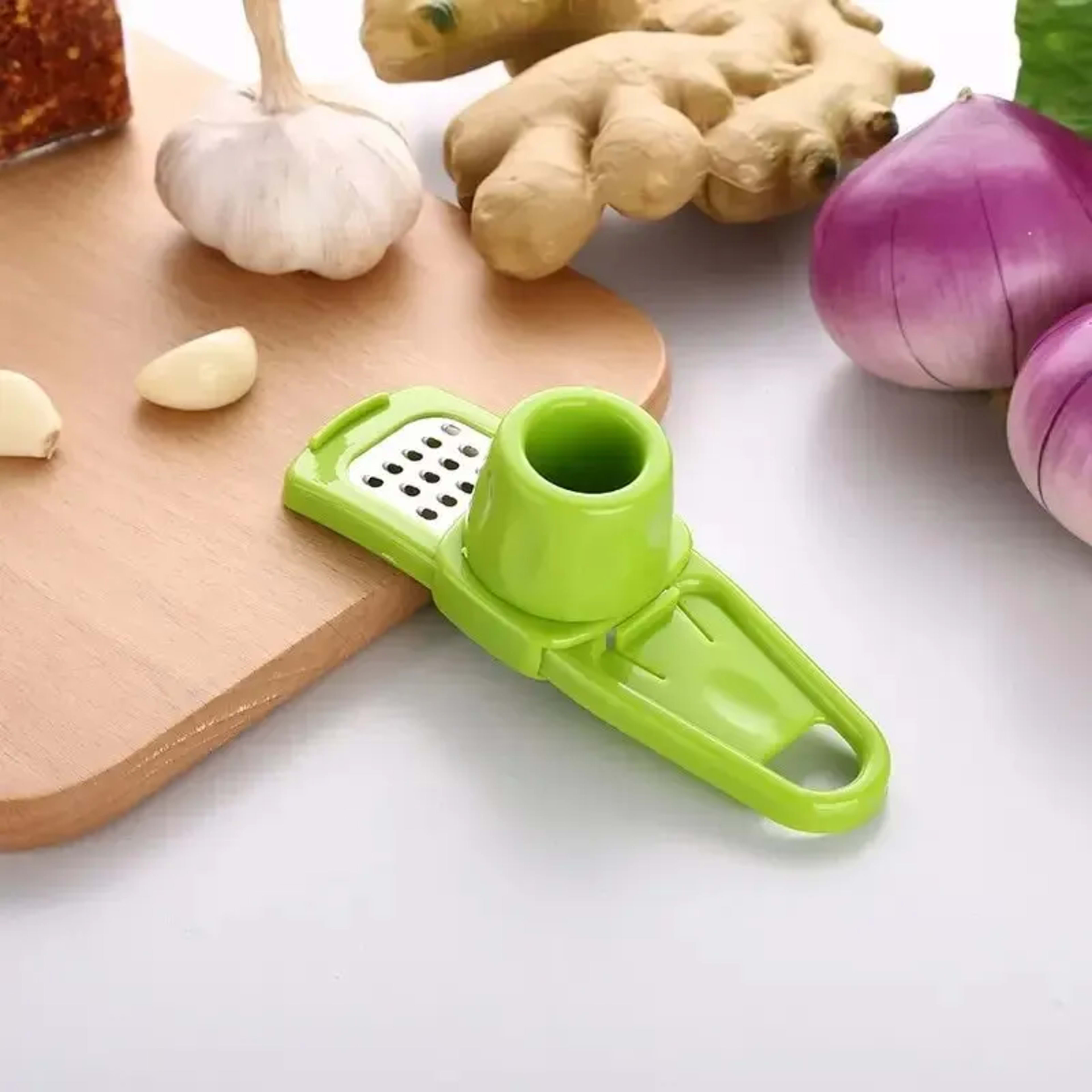 1 Pack Mini Garlic Grinder Creative Garlic Press Kitchen Garlic Mash Manual Garlic Mashing Green Kitchen Gadgets 2