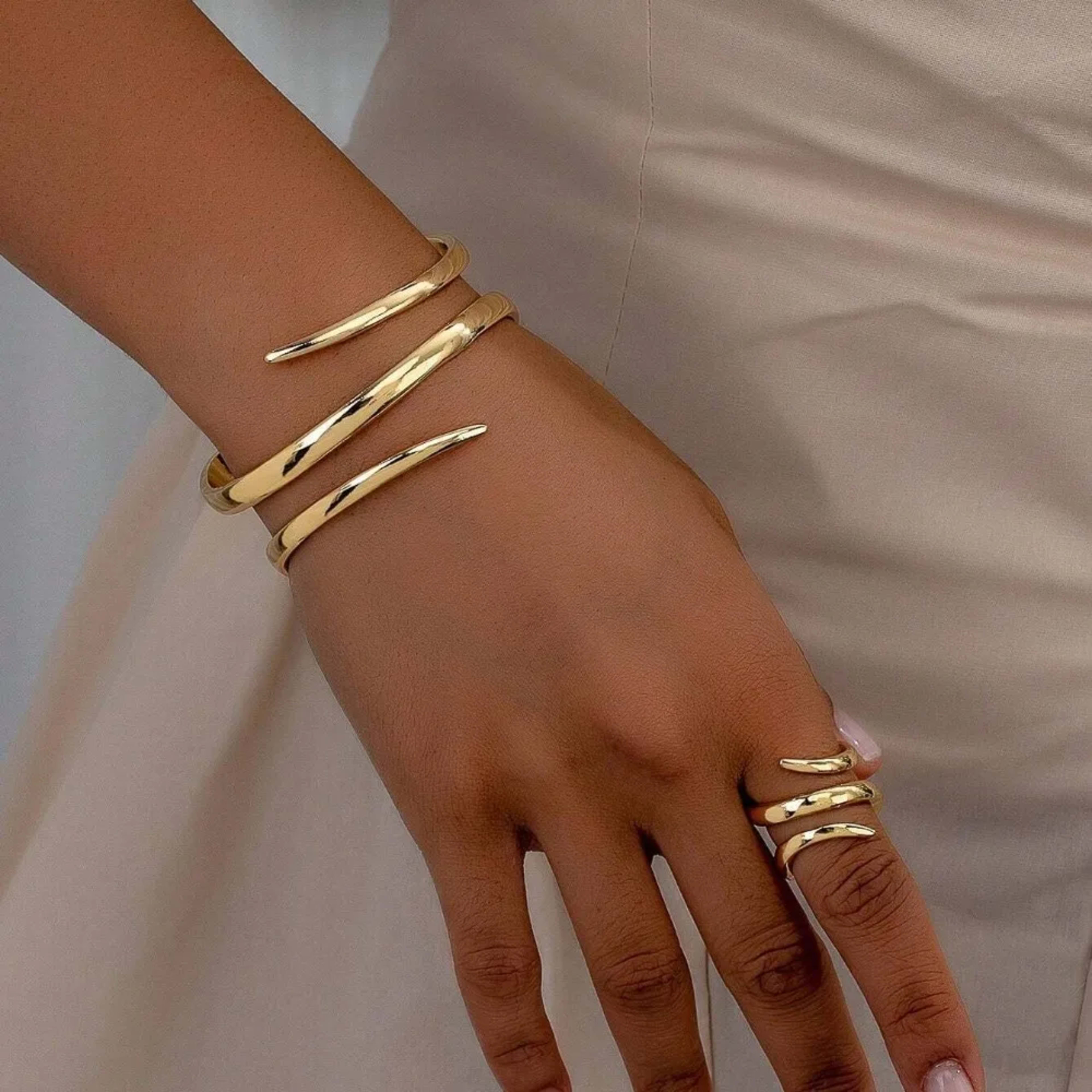 European and American Thick Bracelet and Ring Jewelry Set for Women Gold Color Geometric Line Bracelet Ring Combination  1