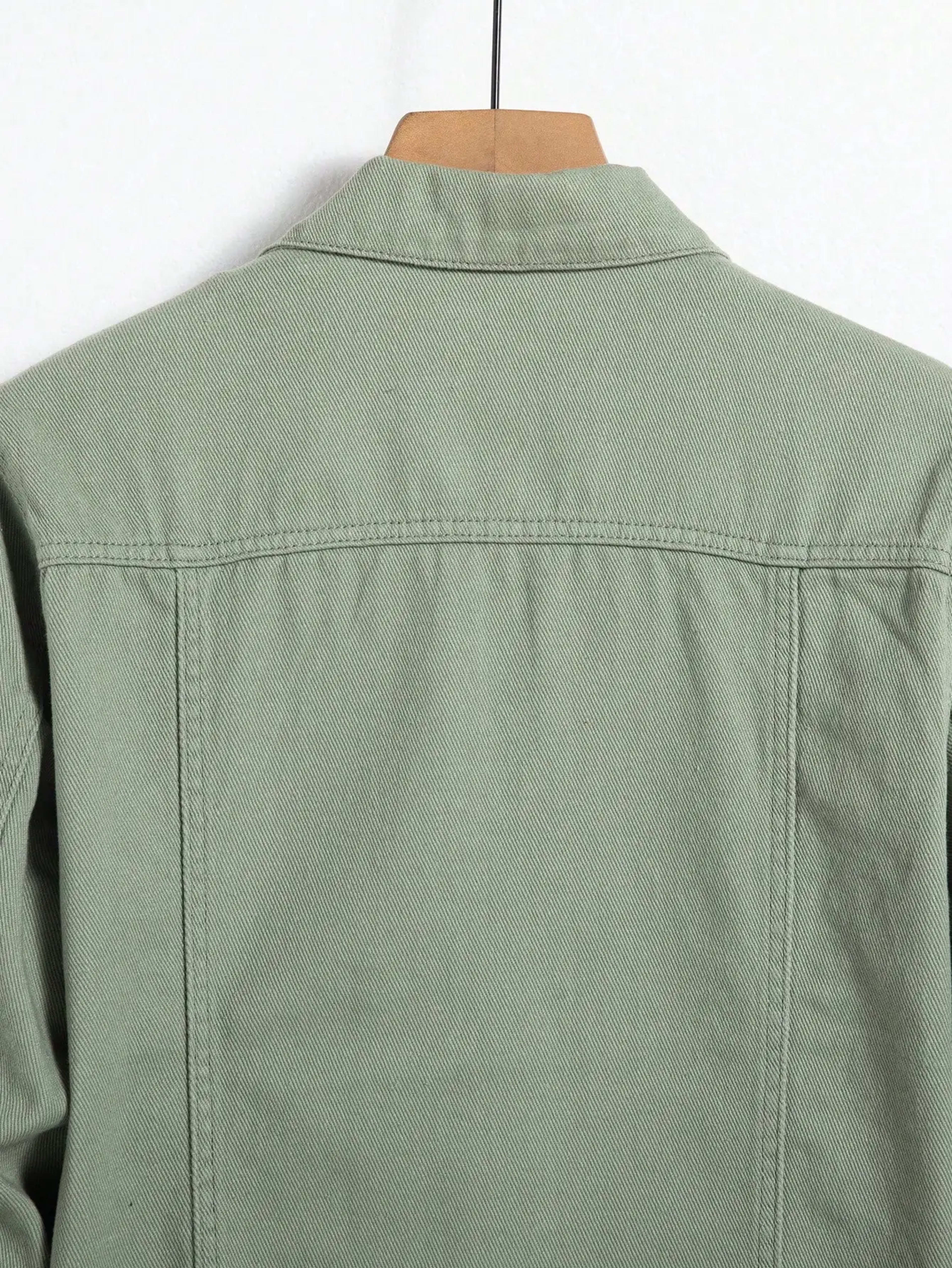 Men's denim jacket for spring and autumn. Green coat. Fashionable, trendy, simple style. For daily casual wear. 4