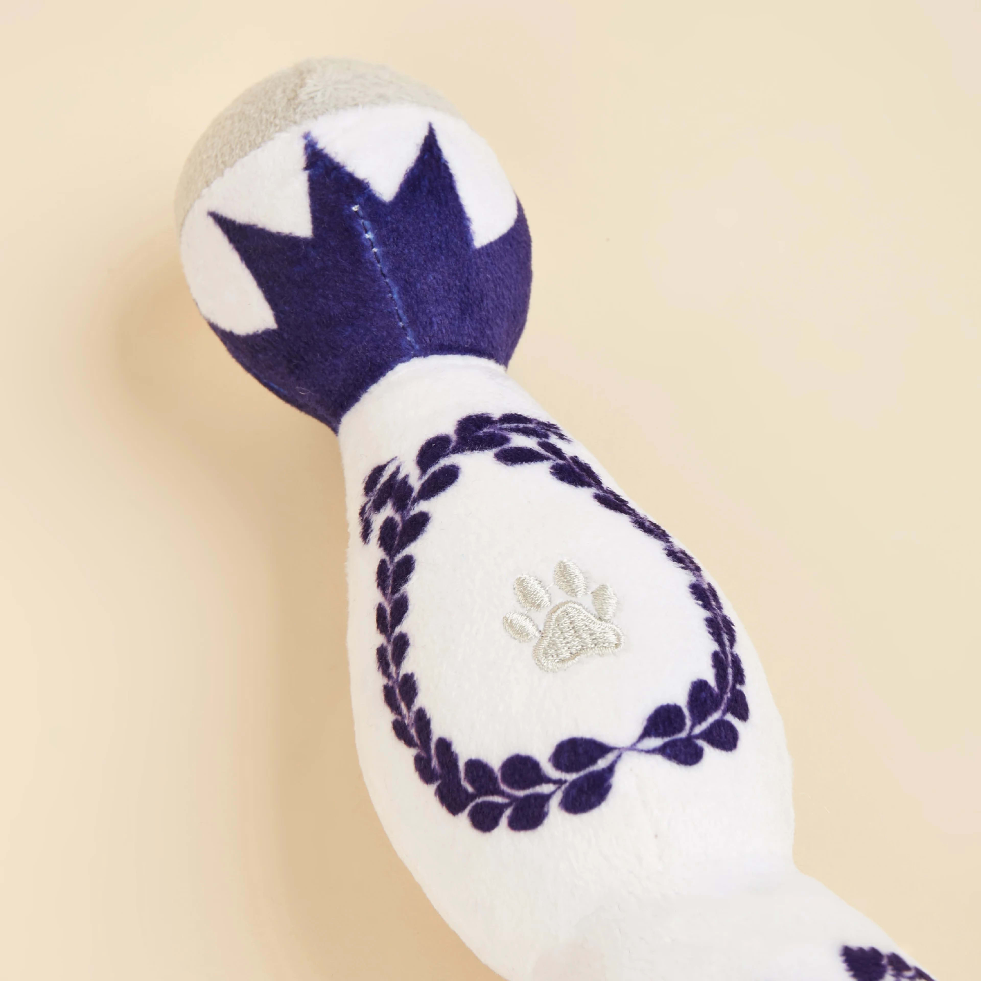 Funny Tequila Dog Toy Blue And White Porcelain Plush Dog Toy With Squeak Interactive Games For Dogs Birthday Toy Pet Acc 5