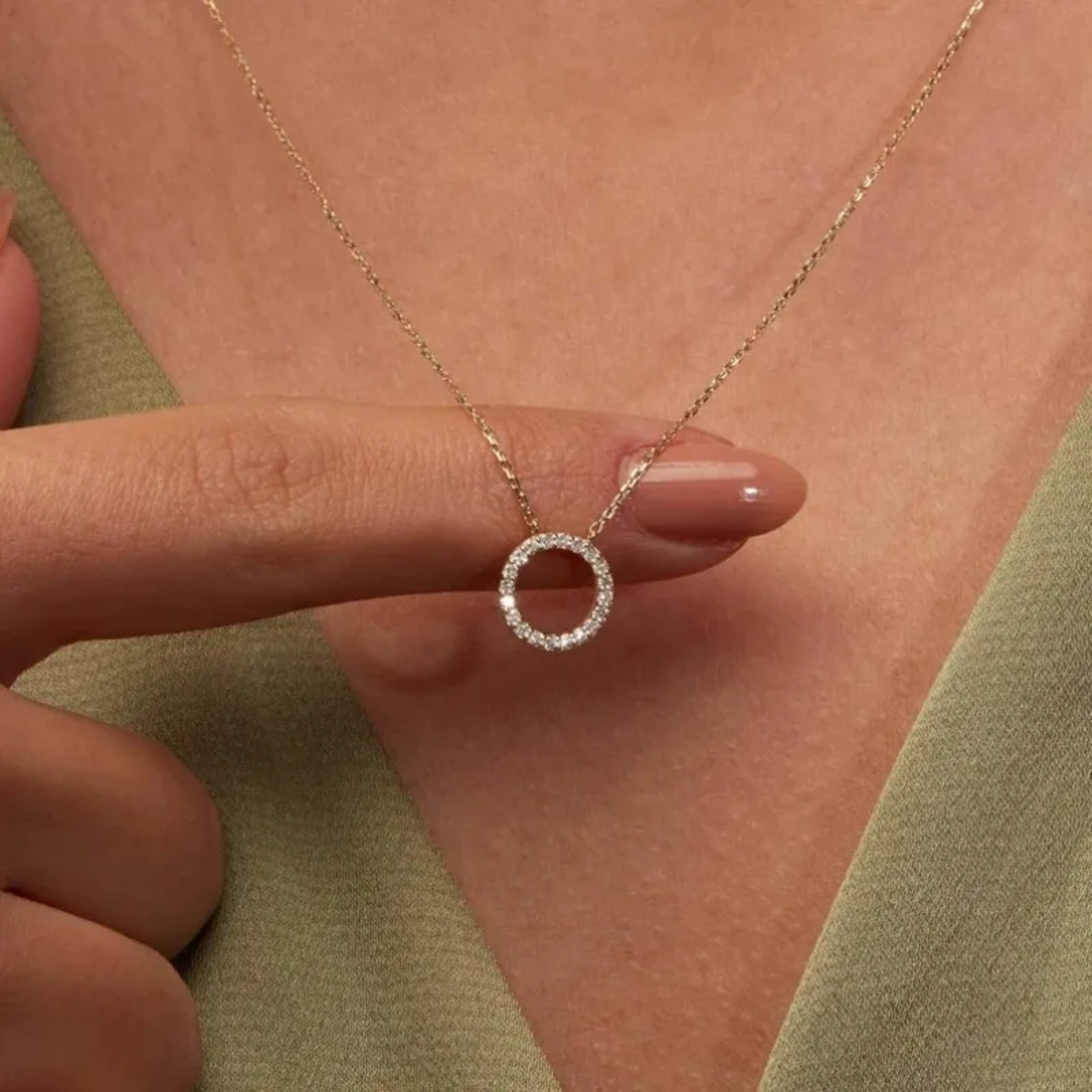 Fashion Trend Elegant Jewelry Simple Crystal Circle Pendant Necklace Golden Color Unquie Women Necklace Party Gift Whole 1