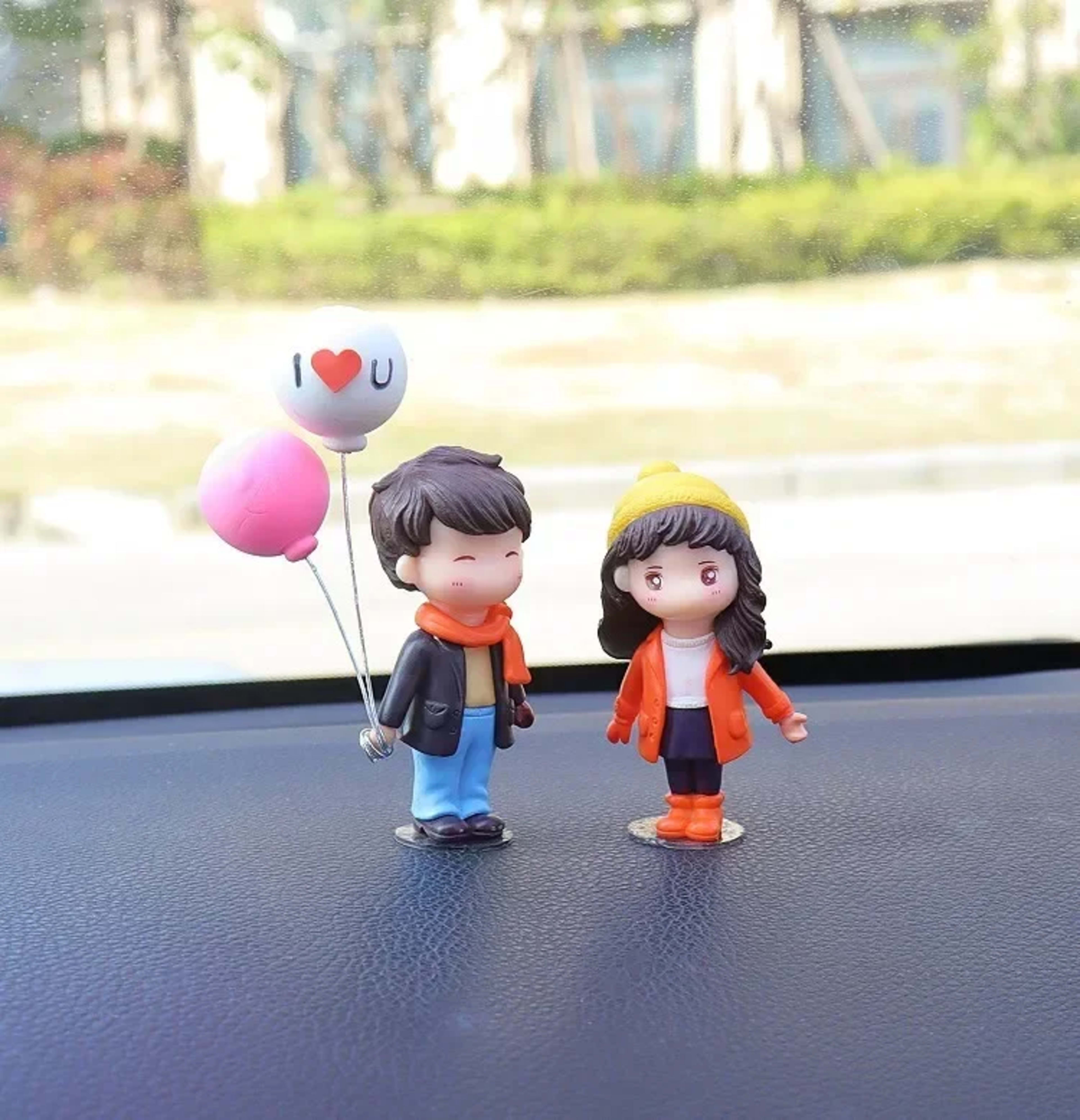Car Accessories Interior Woman Ornament Cute Creative Desktop Couple Valentine's Day Present Car Center Console Decorati 11