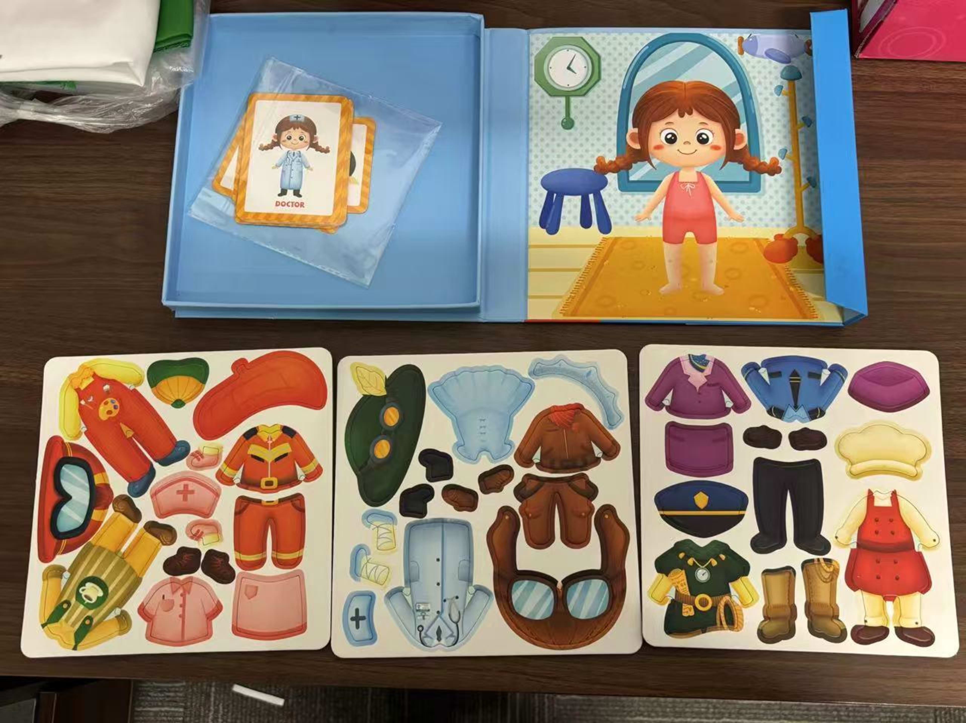 Blue Princess Dress-Up Puzzle Toy  Portable Magnetic Case With 11 Cards & 41 Puzzle Pieces Creative Role-Play Toy For Ki 2