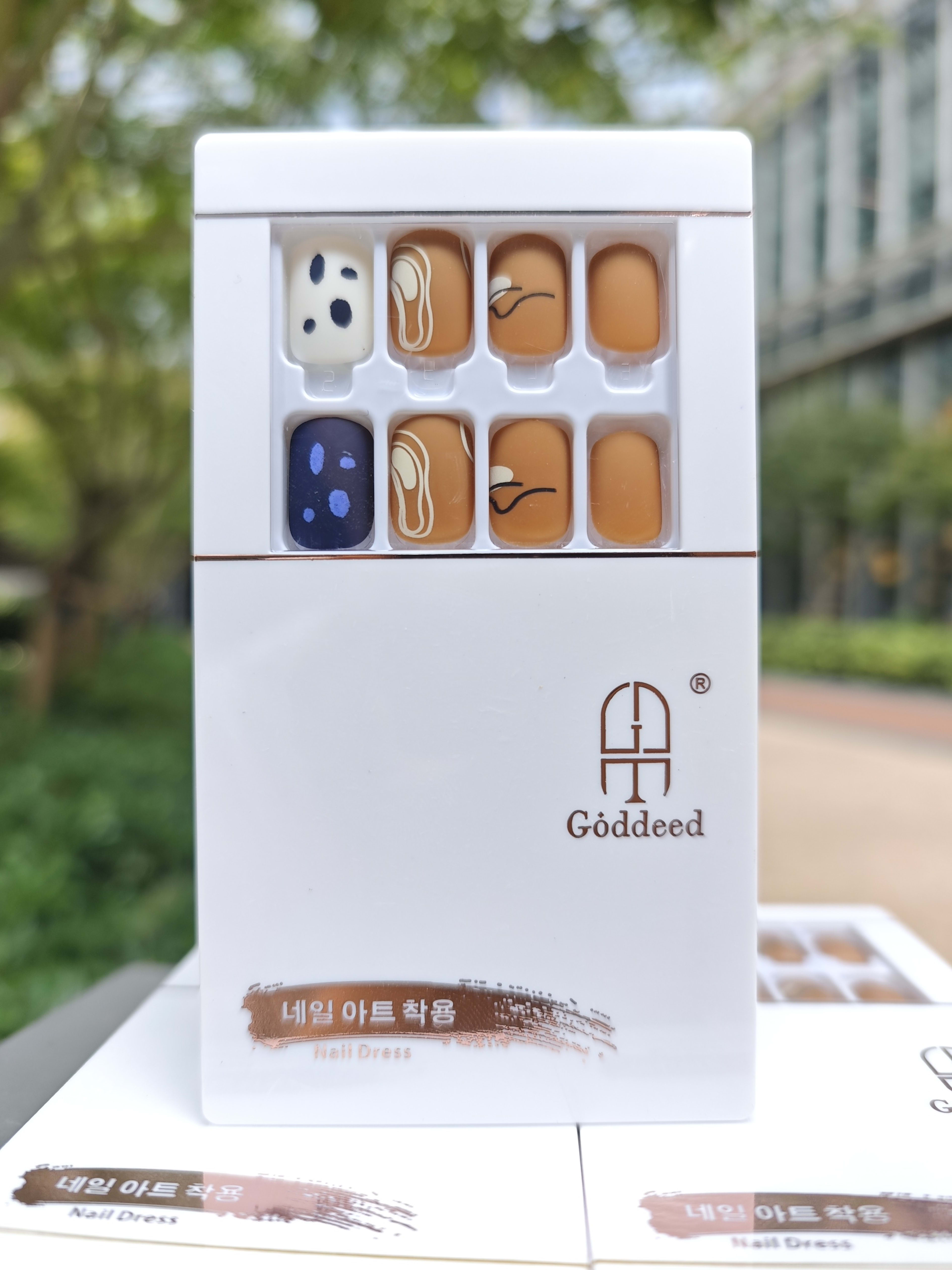 Press-on Nails GD374 2