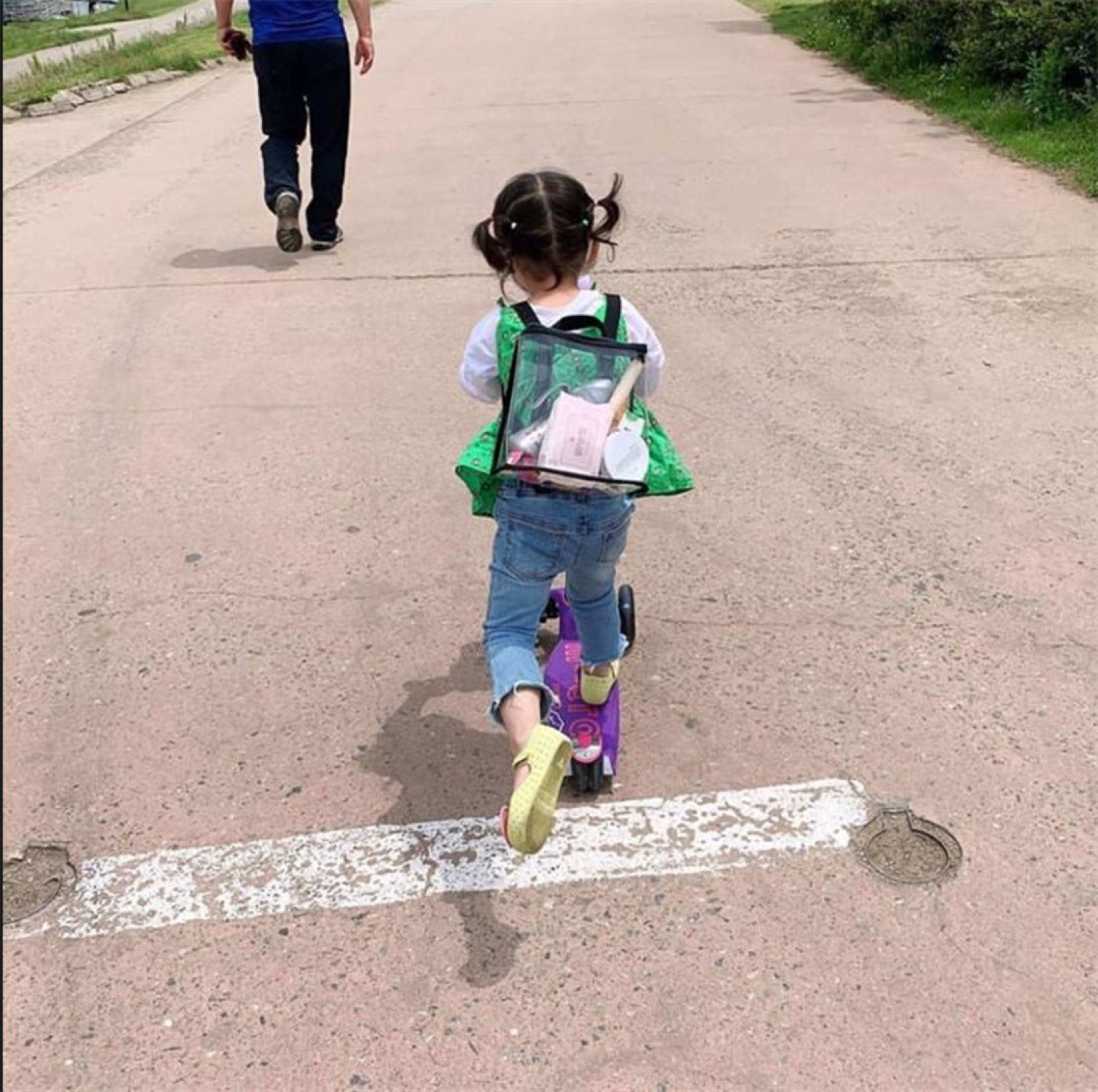 Children's Street Shooting Outdoor Snack Toy Transparent Bag 3
