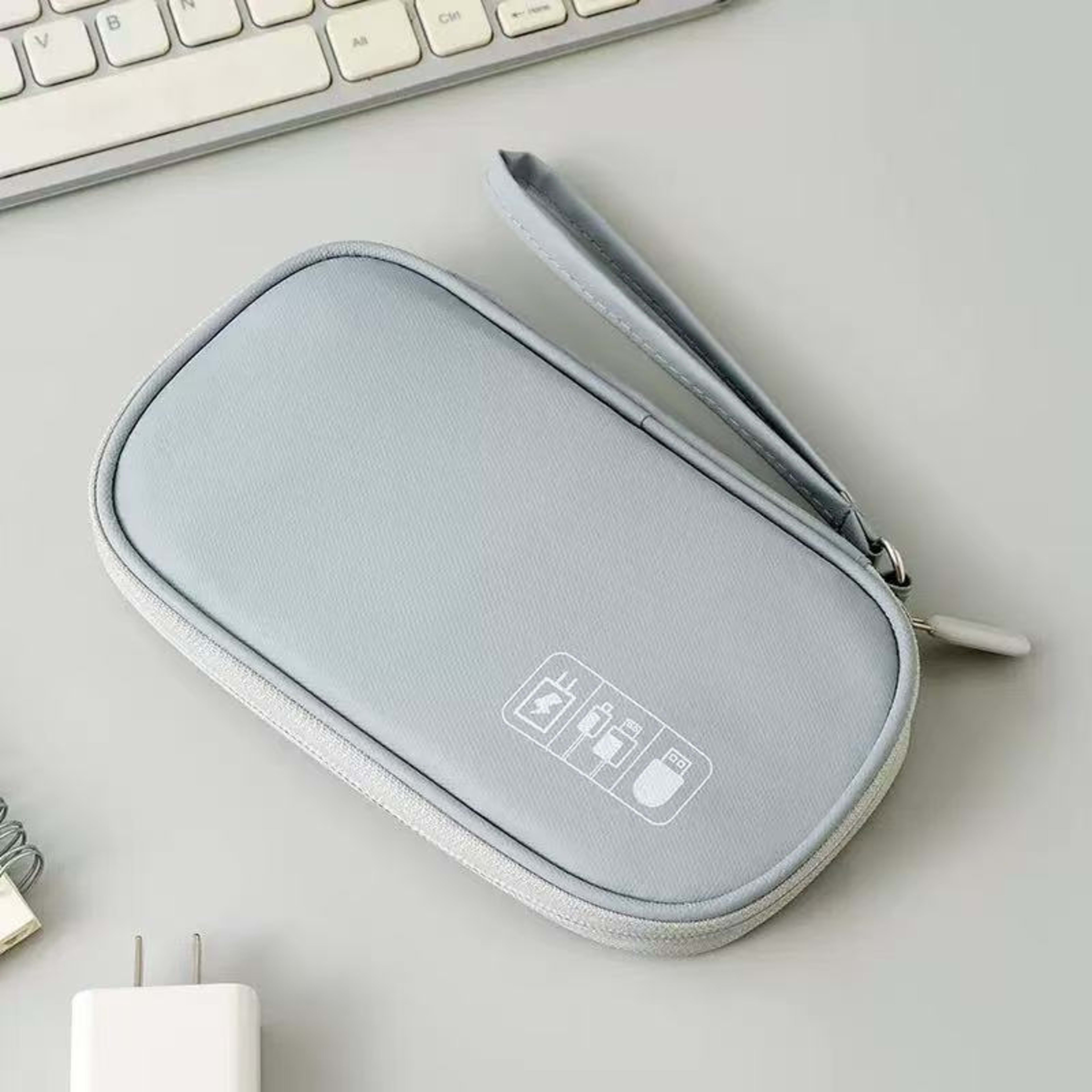 Data cable storage bag-simple handheld model-black-600D film material-1 piece 3