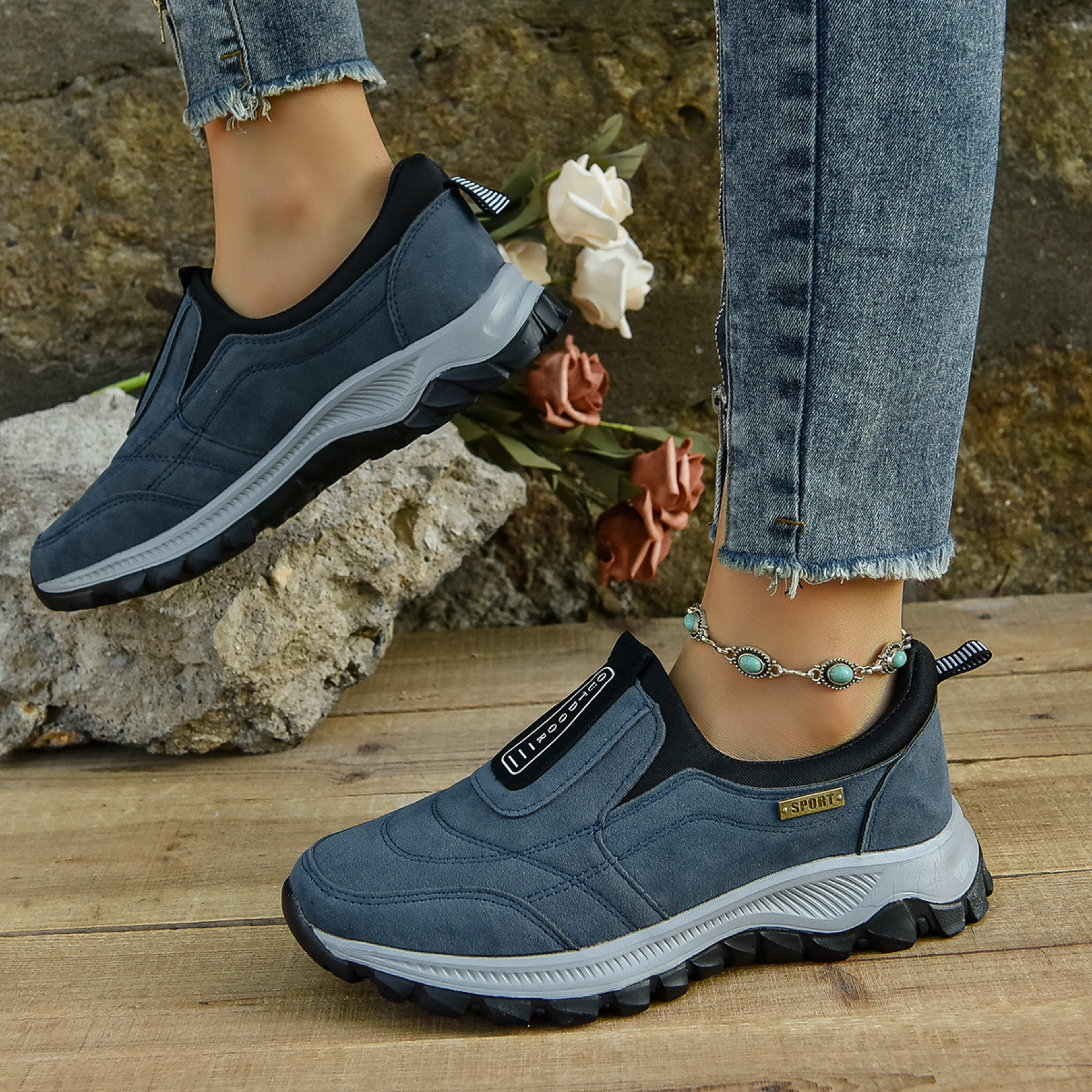 Outdoor Slip-on Sports Shoes Comfortable Walking Running Sneakers Women 4
