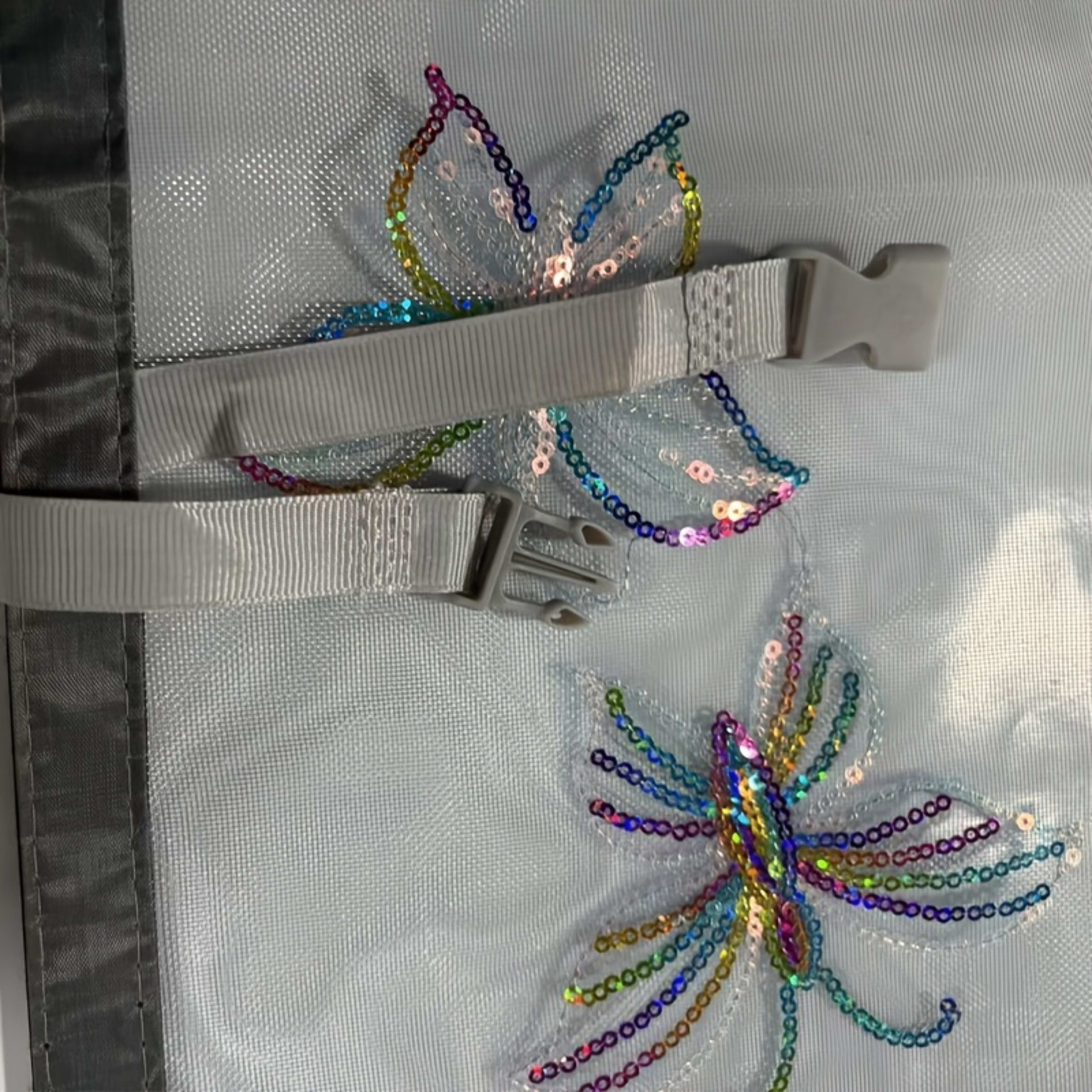 Durable Mosquito Mesh Door, Butterfly Embroidery, Magnetic Auto-Close, Thick Net, Self-Adhesive, Easy Install, Bedroom,  1