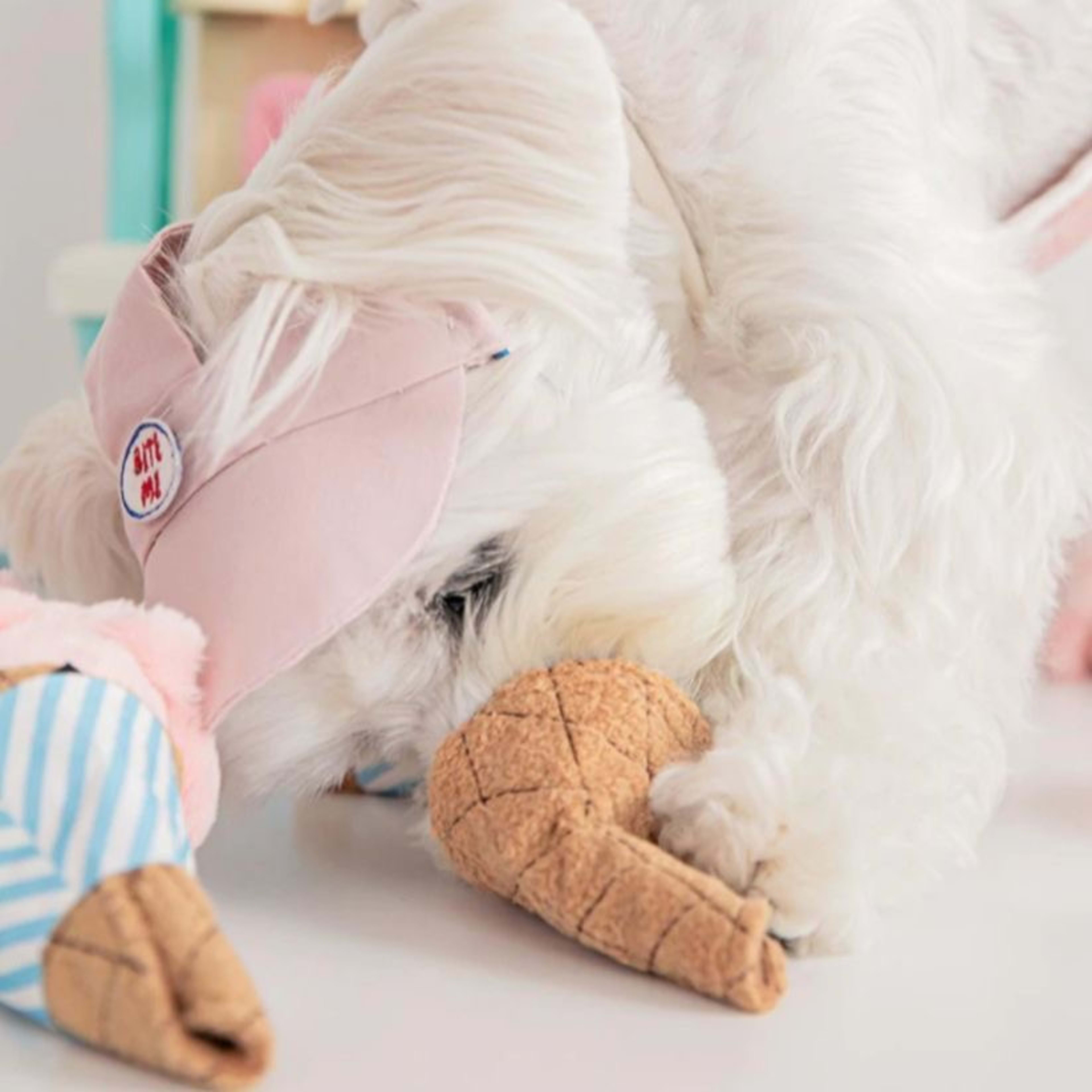 Pets Can Smell And Make Sounds To Relieve Boredom By Grinding Their Teeth. Paper Dogs And Cats Hide Ice Cream Toys 8
