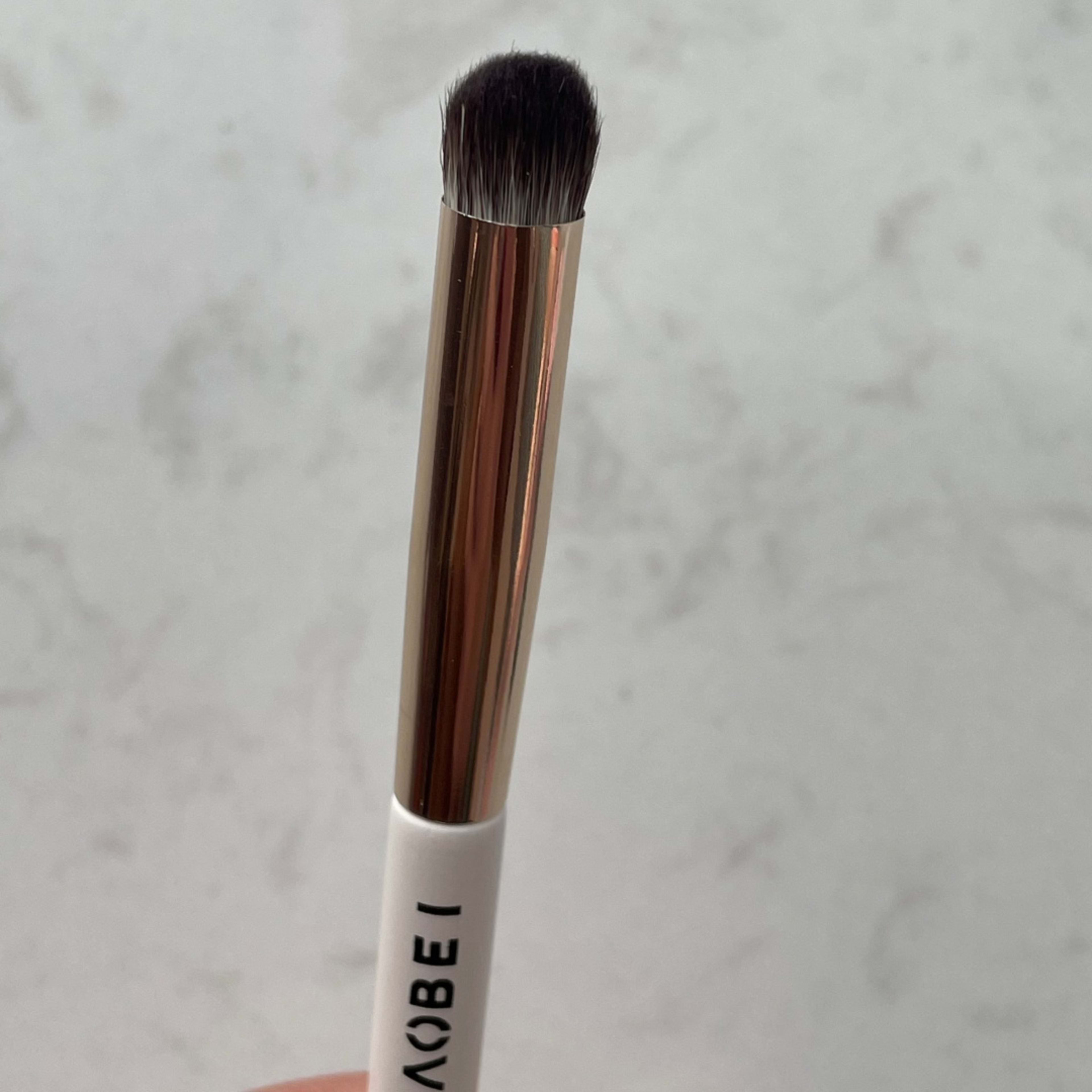 Double-ended Eyeshadow Blending Brush 9