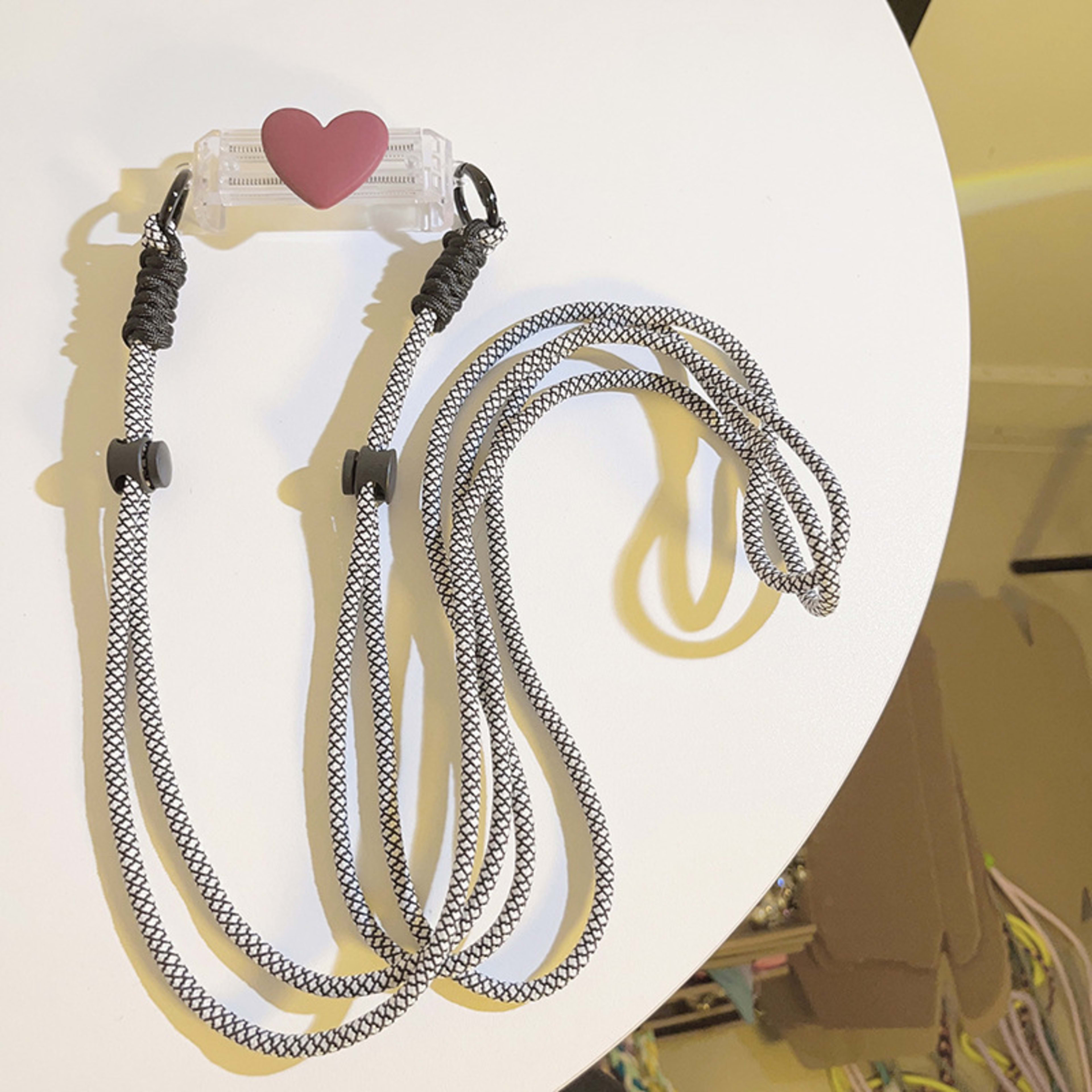 Good-looking Small Love Back Splint Mobile Phone Lanyard Universal 10