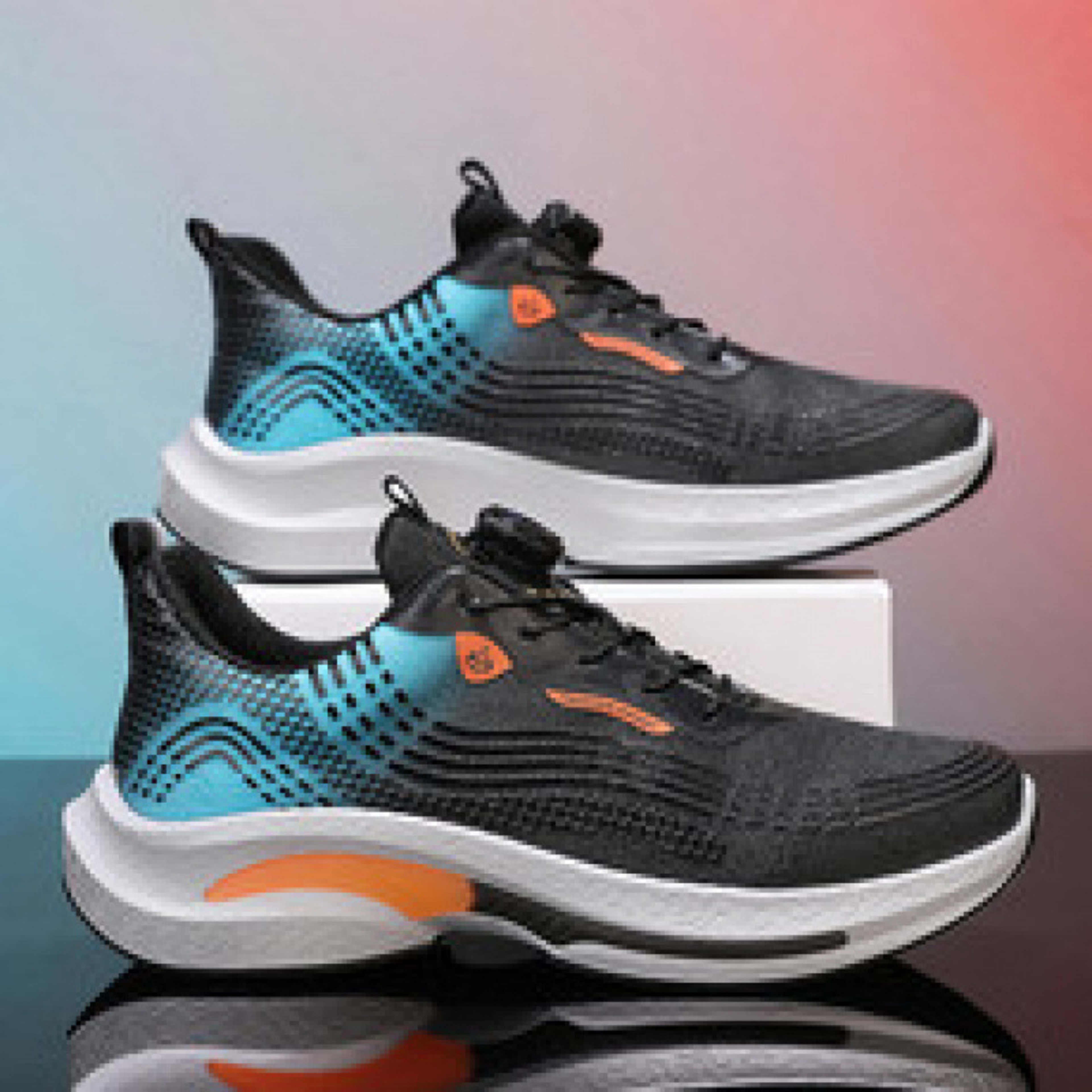 Fashionable Mesh Breathable Rotating Buckle Sneaker 2