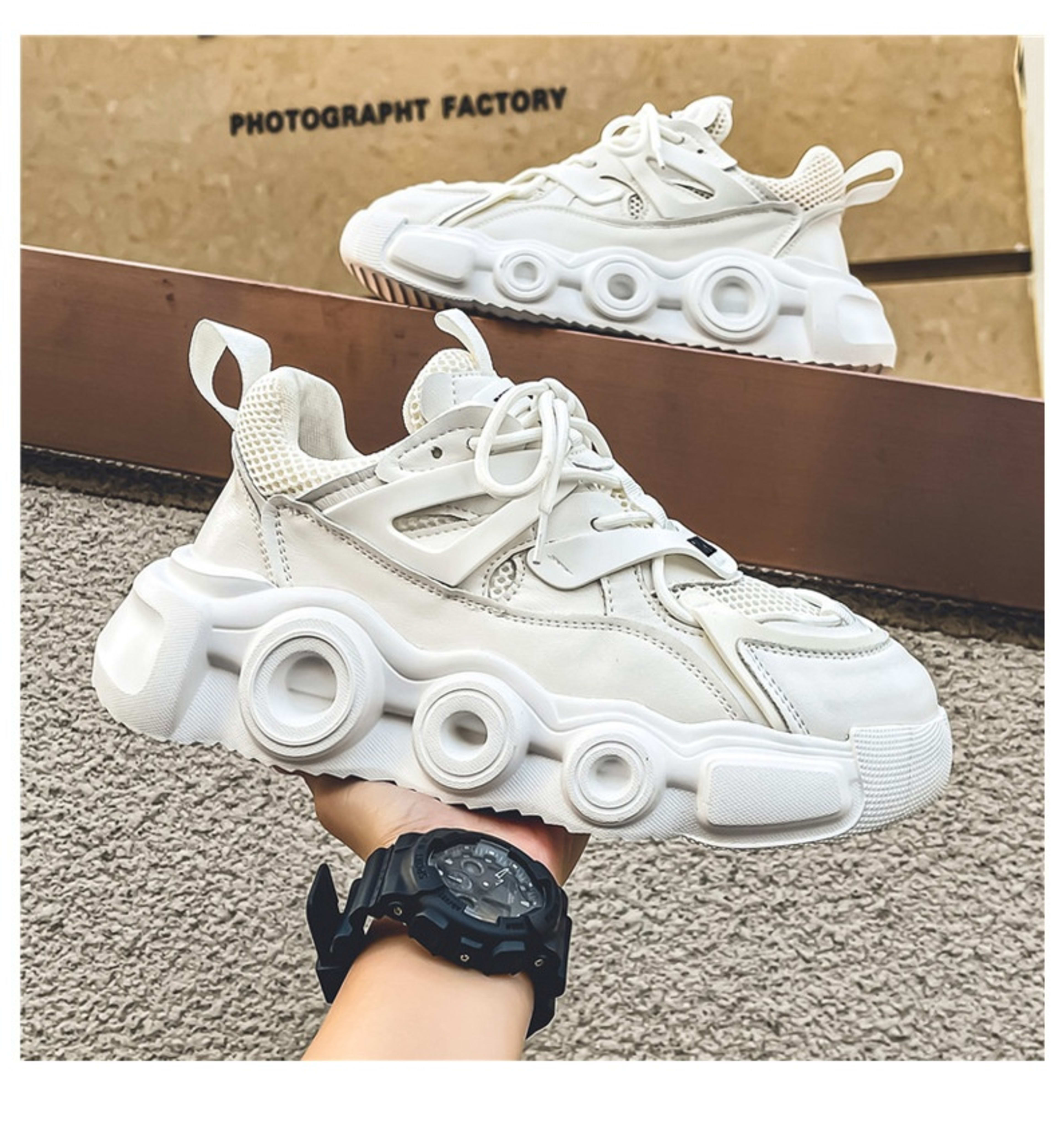 Men's Breathable Mesh Thick Sole Height Increasing Fashion All-match Casual Sneaker 18