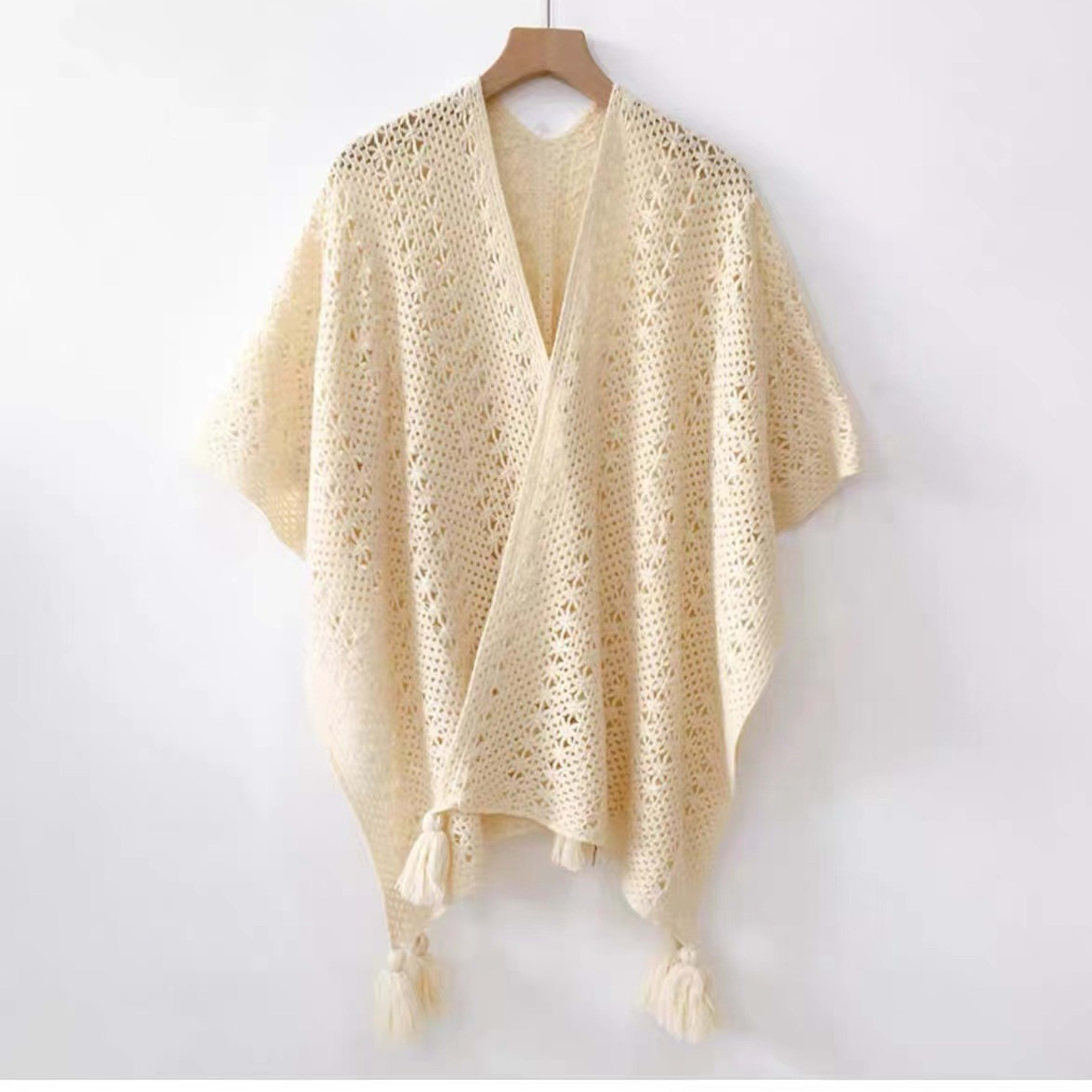 Womens Knitted Tassel-Trimmed Open-Front Cape For Photos 13