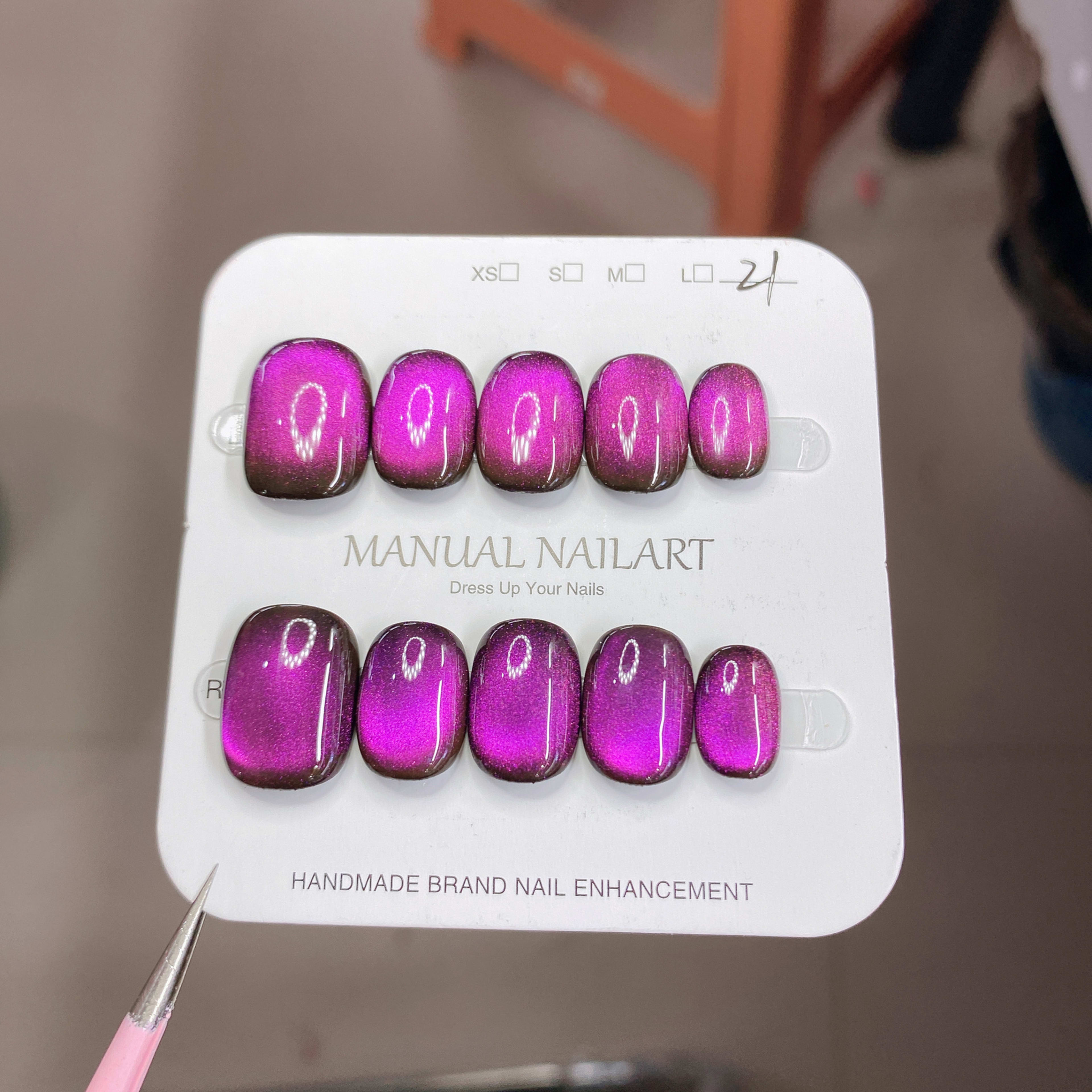 Hand-applied Gel Nail Art Tips For UVLED Curing 23