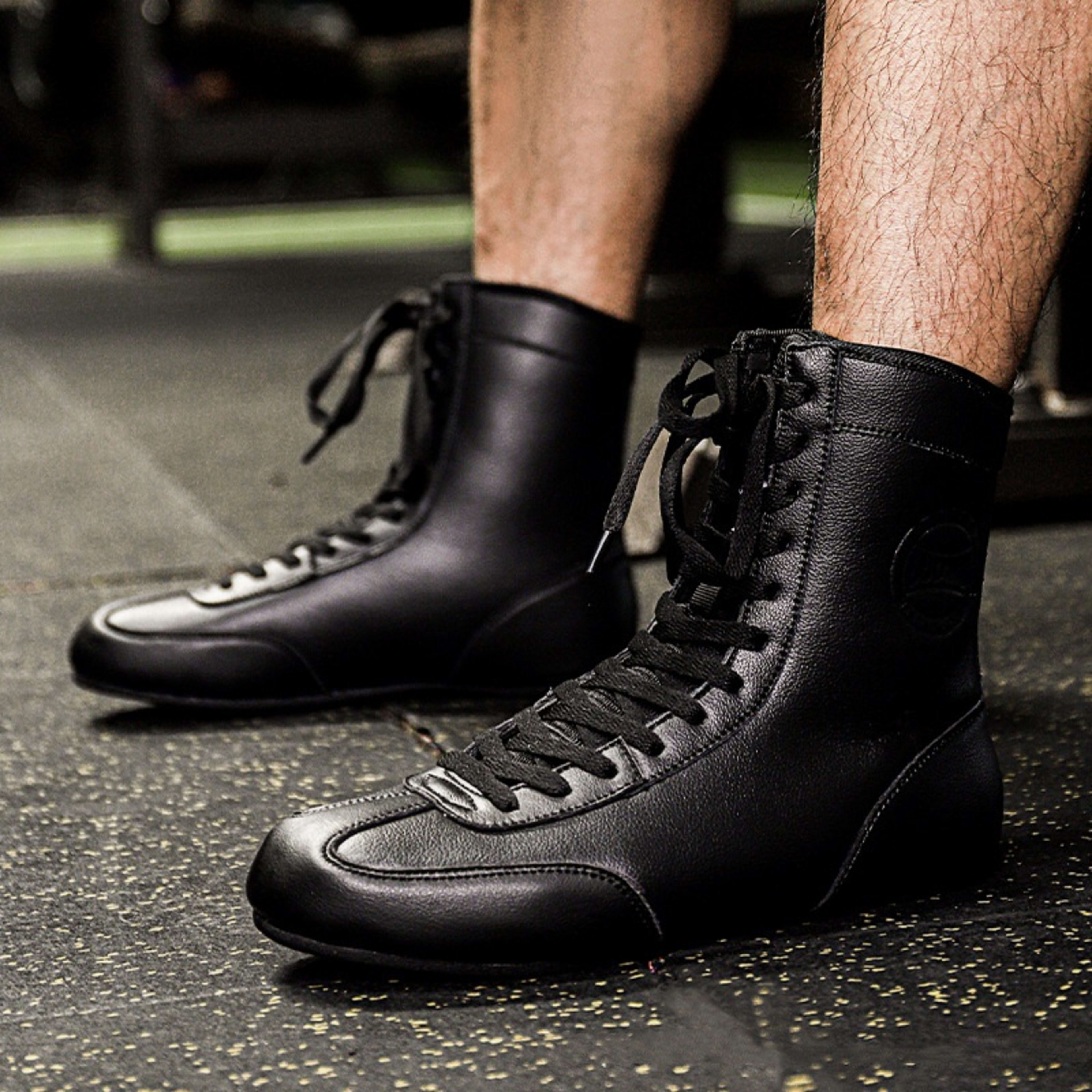 Professional Boxing Shoe Male Professional Wrestling Shoes Indoor Training 1