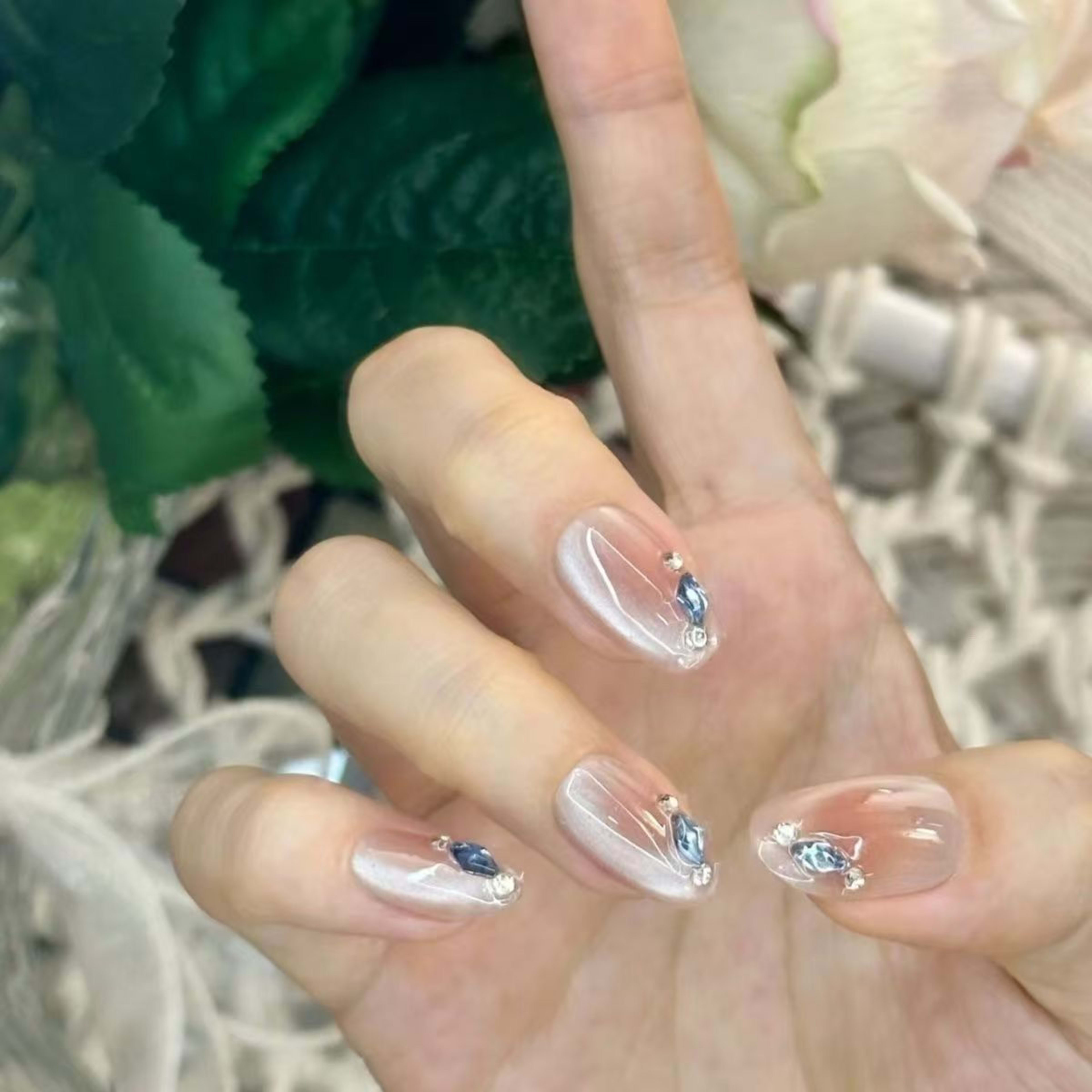 Cat Eye Flash Nail Art Elegant And Fair 1