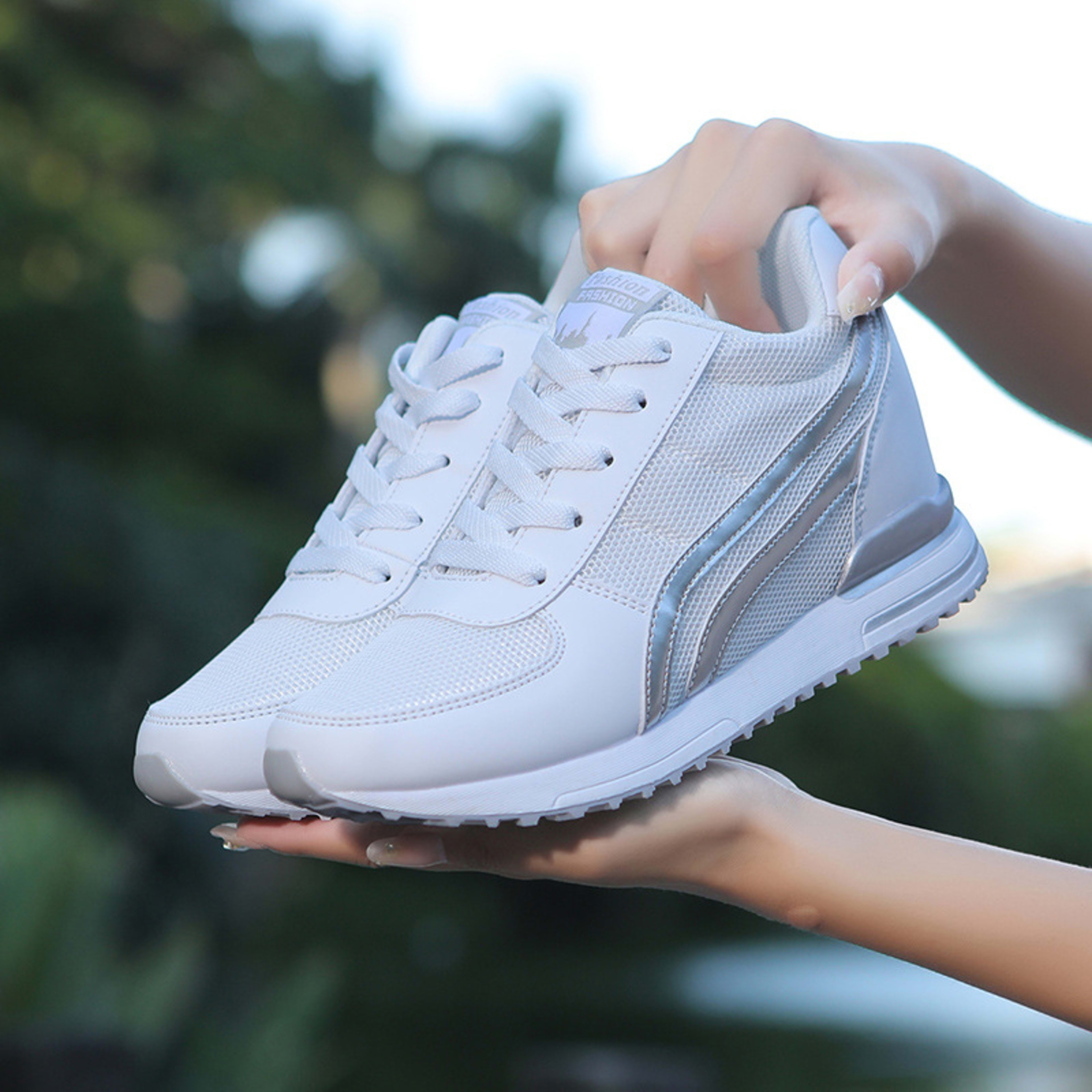 Mesh Breathable Height Increasing Insole Casual Sneaker 1