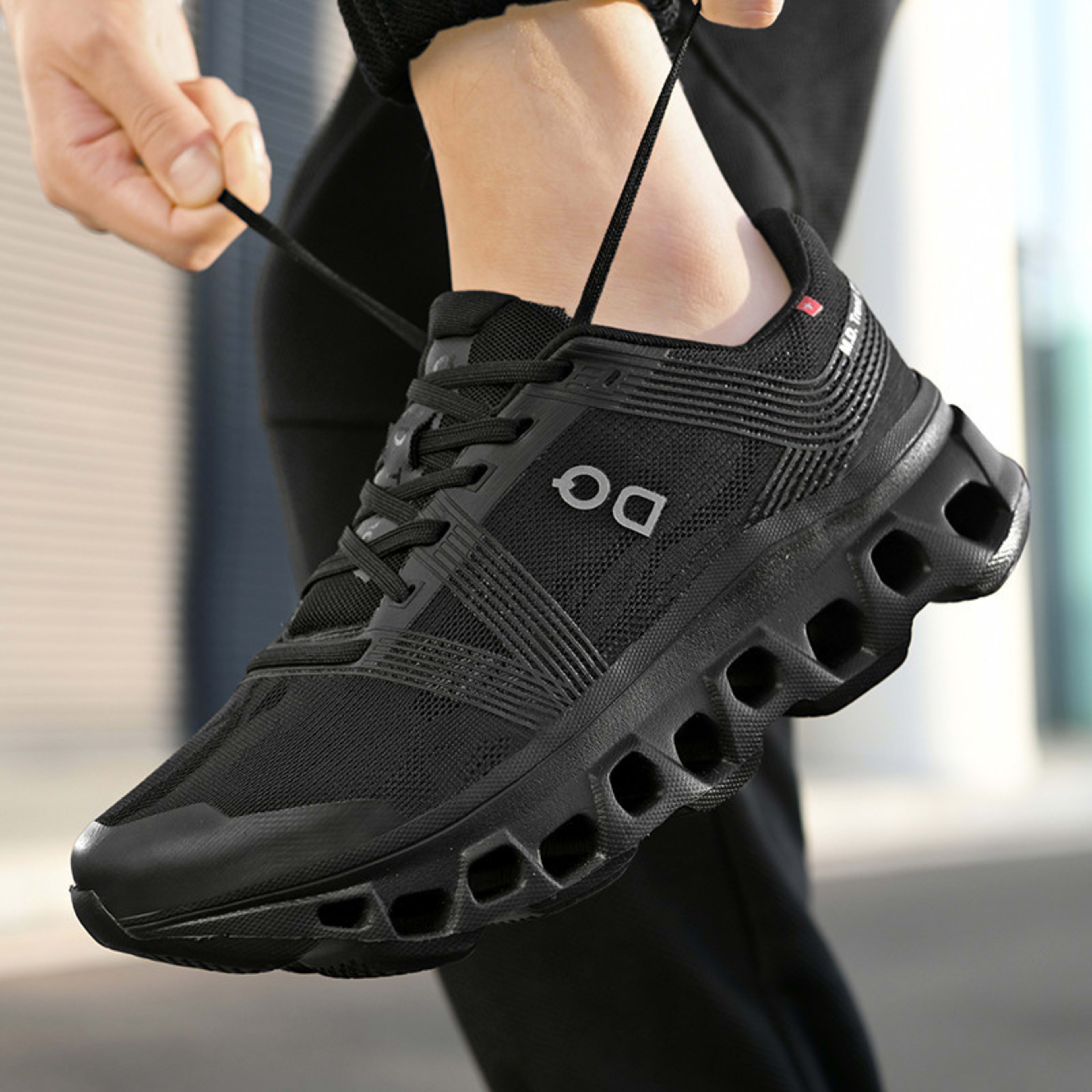 Platform Casual Sneakers Breathable Mesh Men's Lightweight Fashion Running Shoes